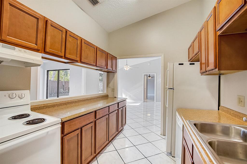 1291 Periwinkle Place