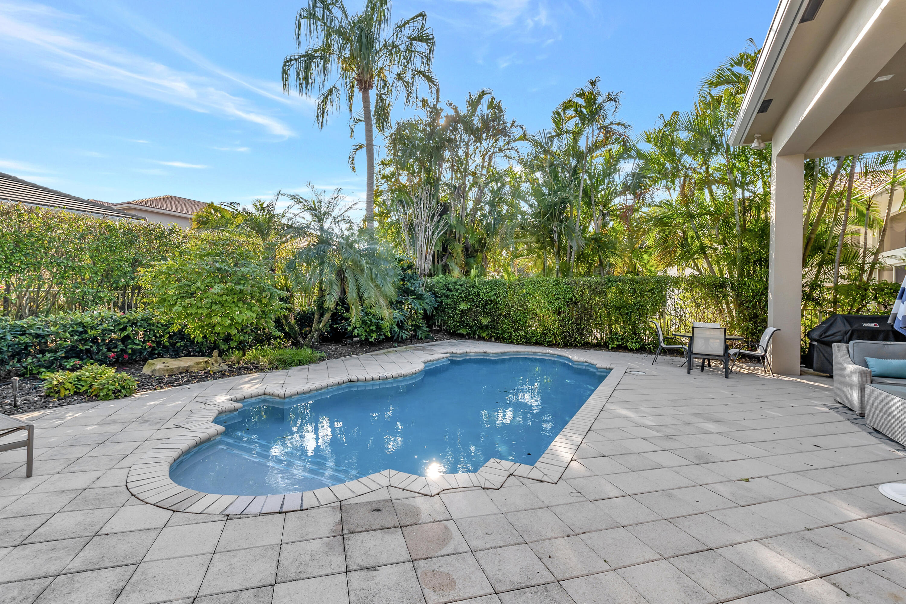 4144 NW Briarcliff Circle