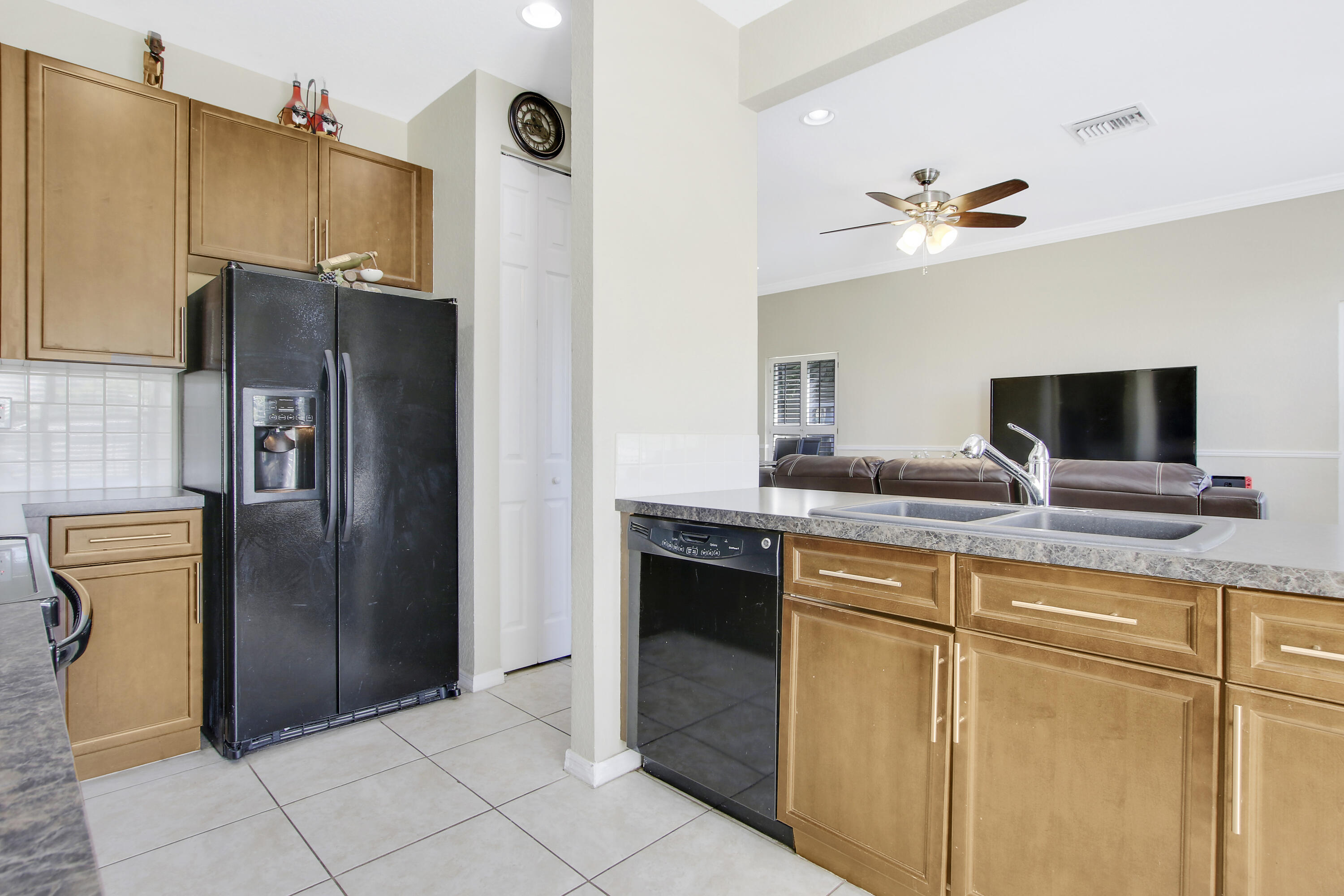 244 Lake Monterey Circle