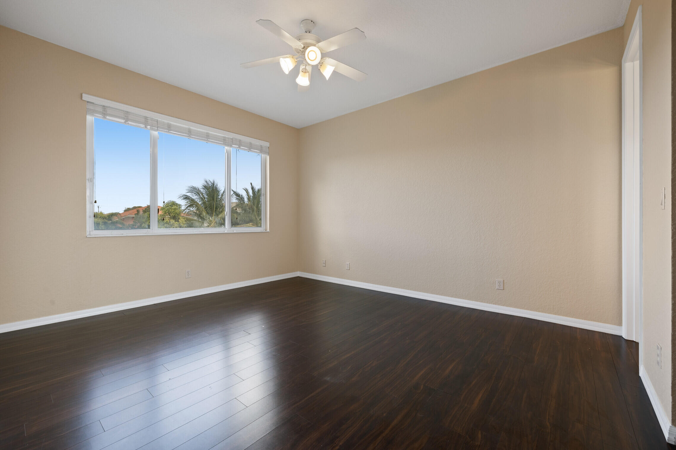 318 Venice Boulevard