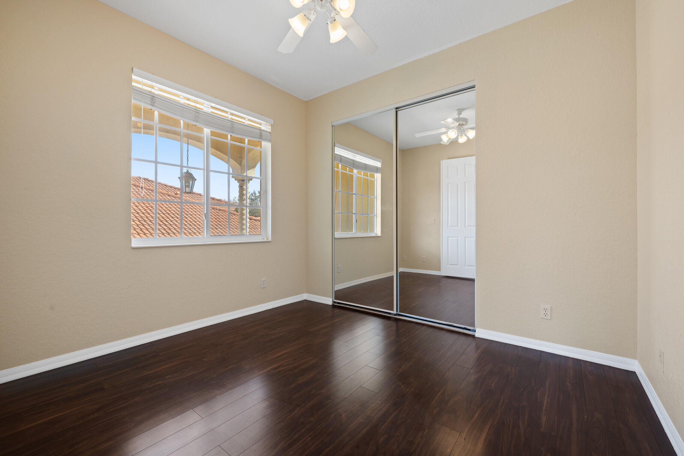318 Venice Boulevard