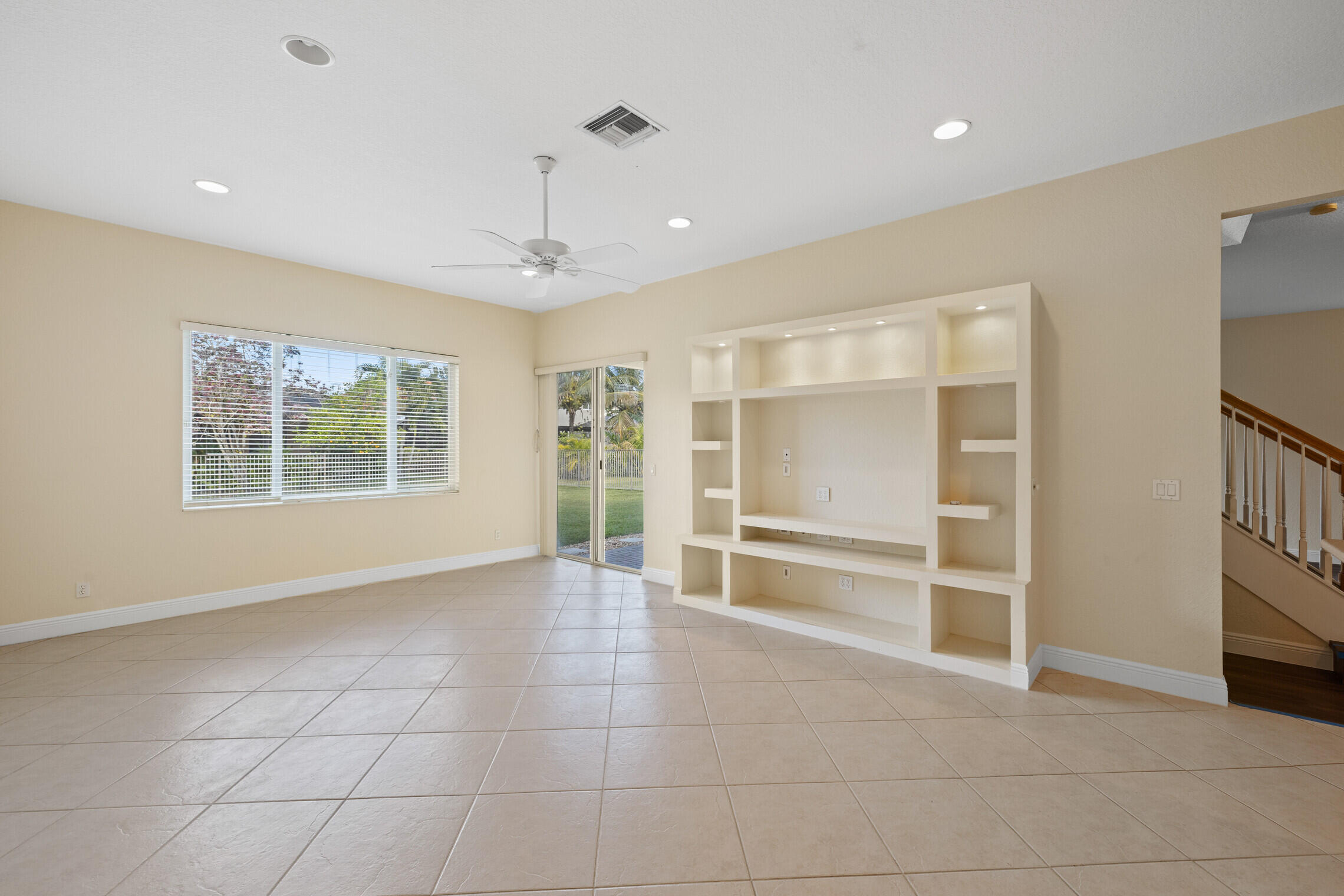 318 Venice Boulevard