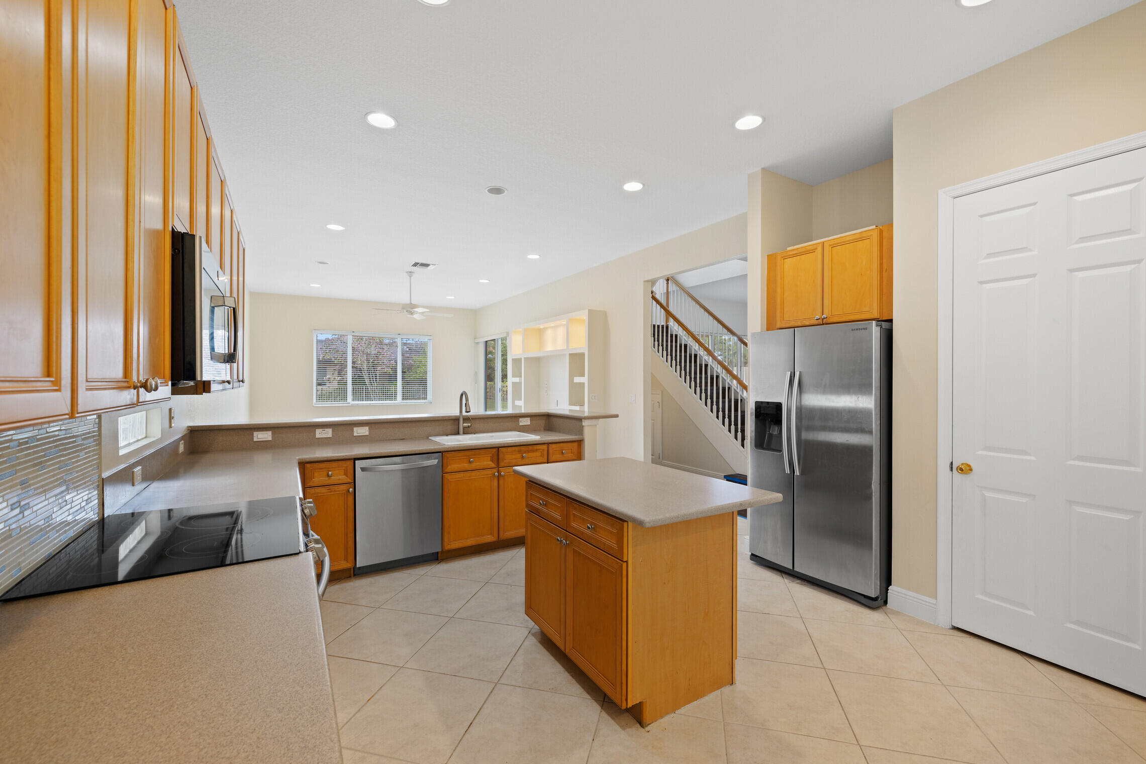 318 Venice Boulevard