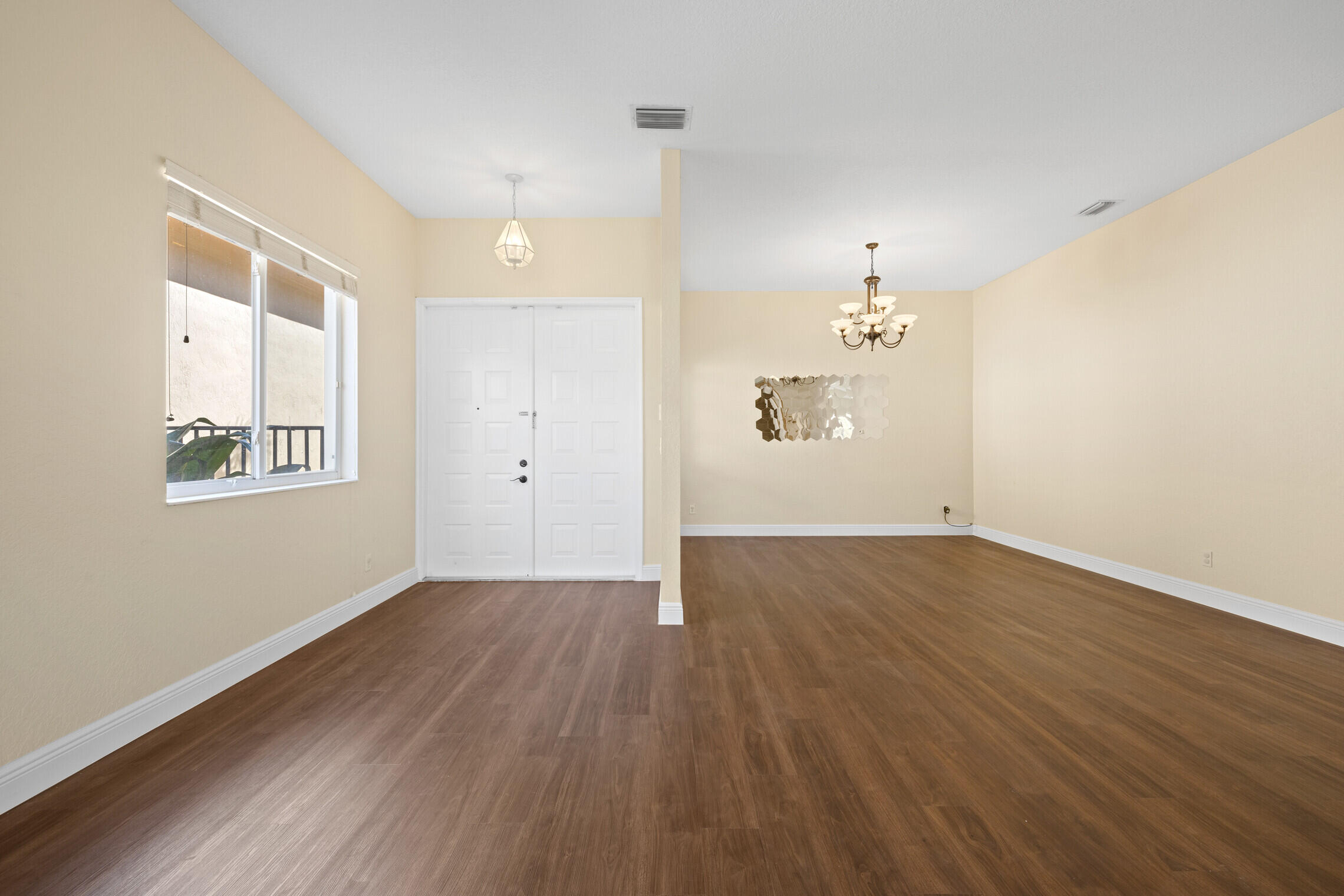 318 Venice Boulevard