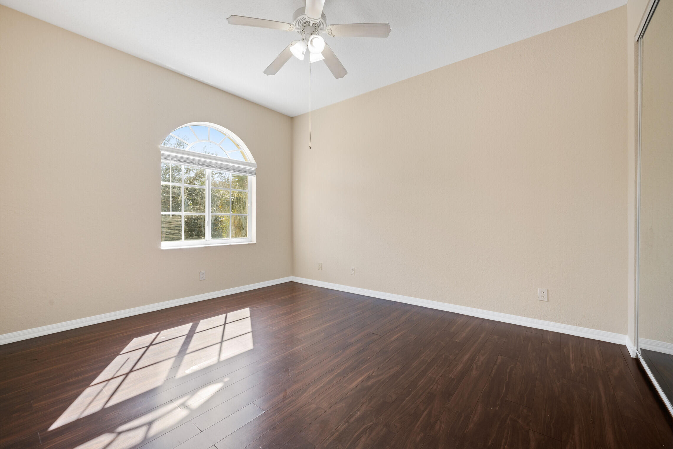 318 Venice Boulevard