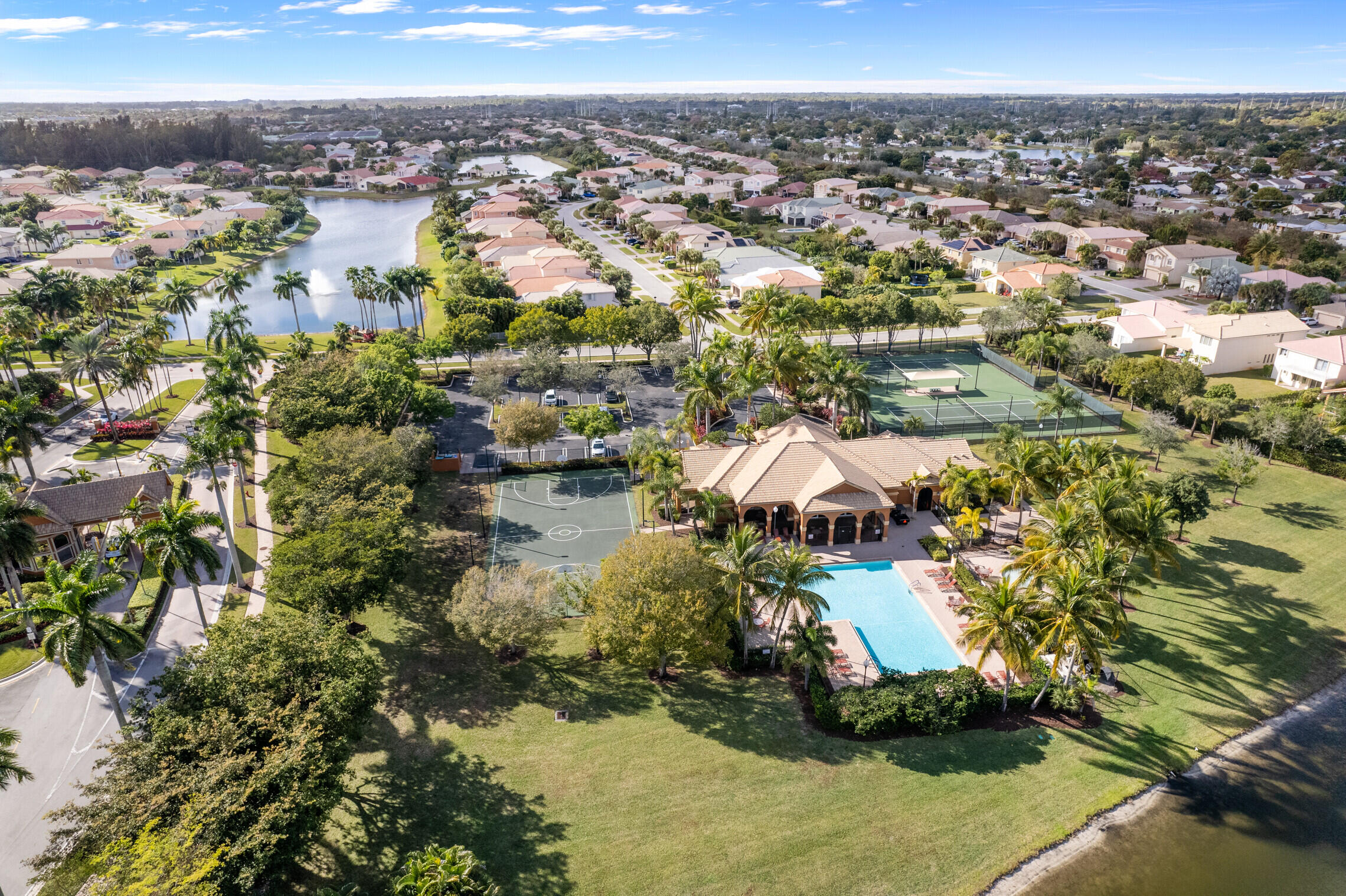 318 Venice Boulevard