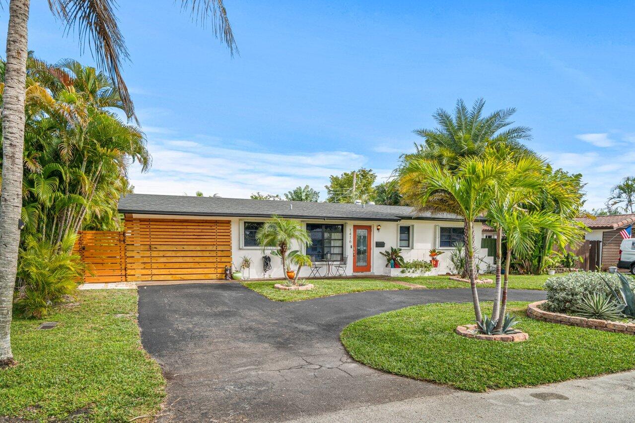 1416 SE 1st Way