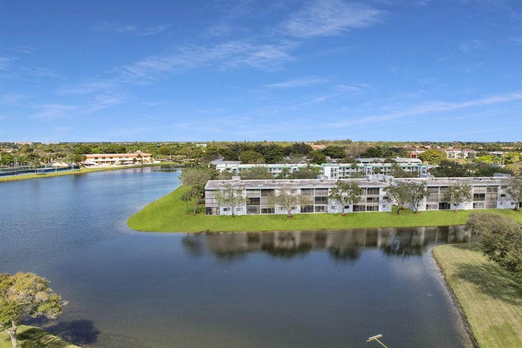15355 Lakes Of Delray Boulevard Unit: 310