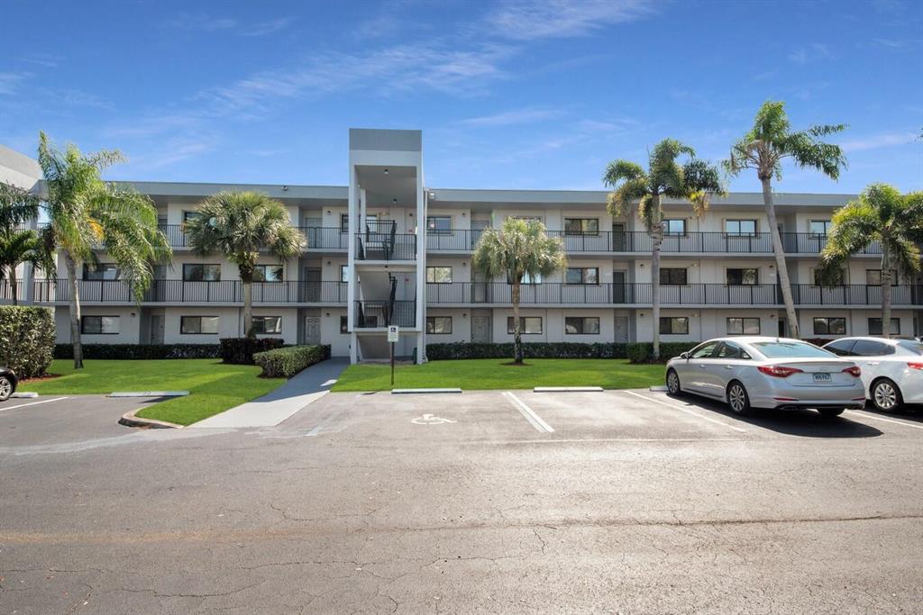 15355 Lakes Of Delray Boulevard Unit: 310