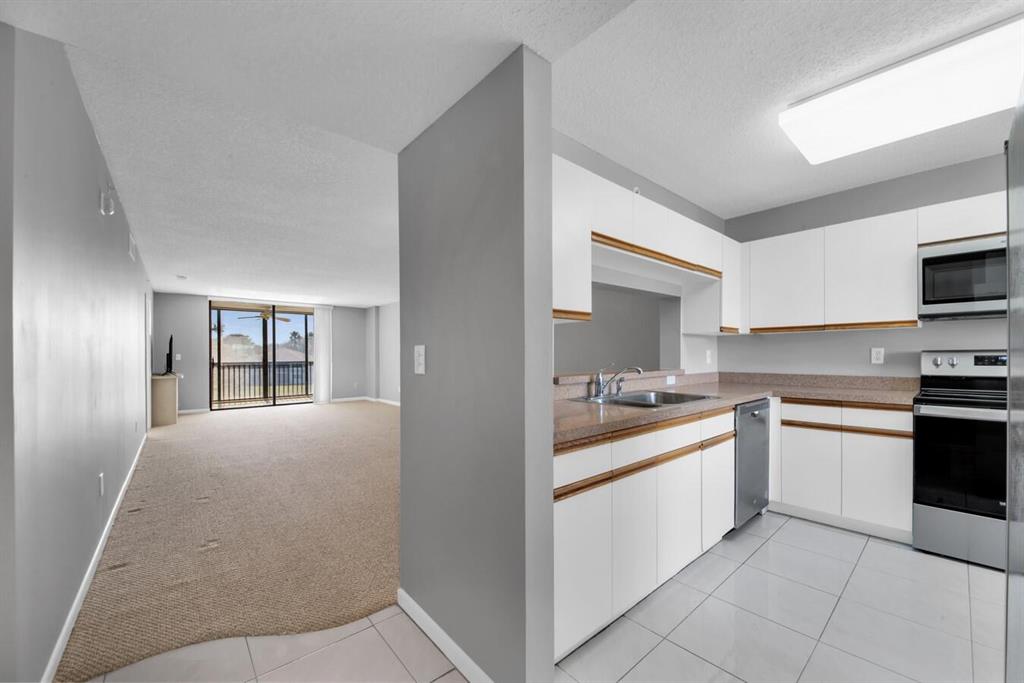 15355 Lakes Of Delray Boulevard Unit: 310