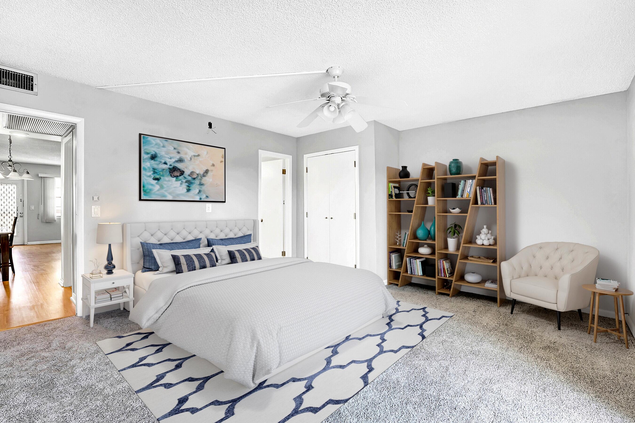 2046 Rexford C