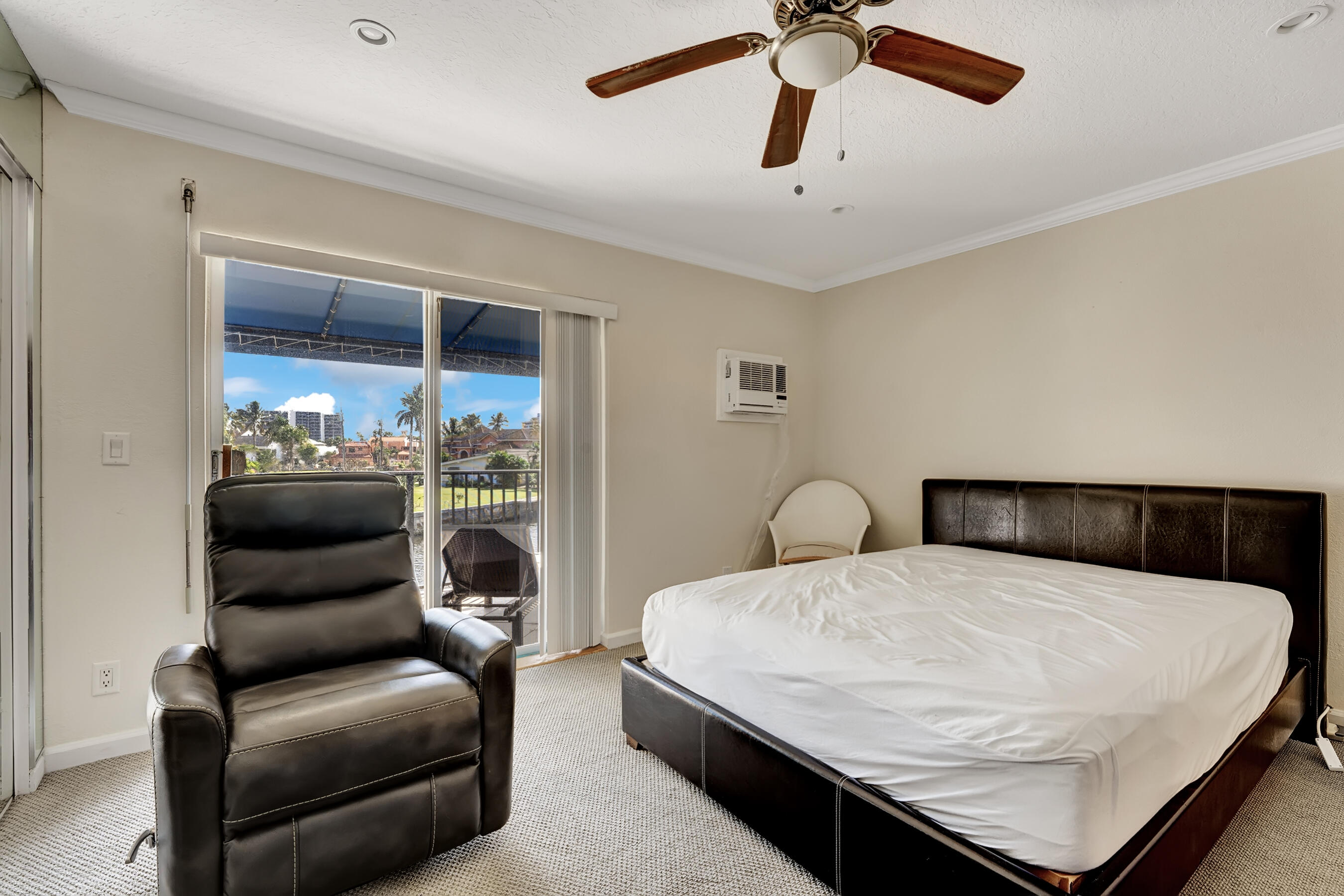 3137 Spanish Trail Unit: 19