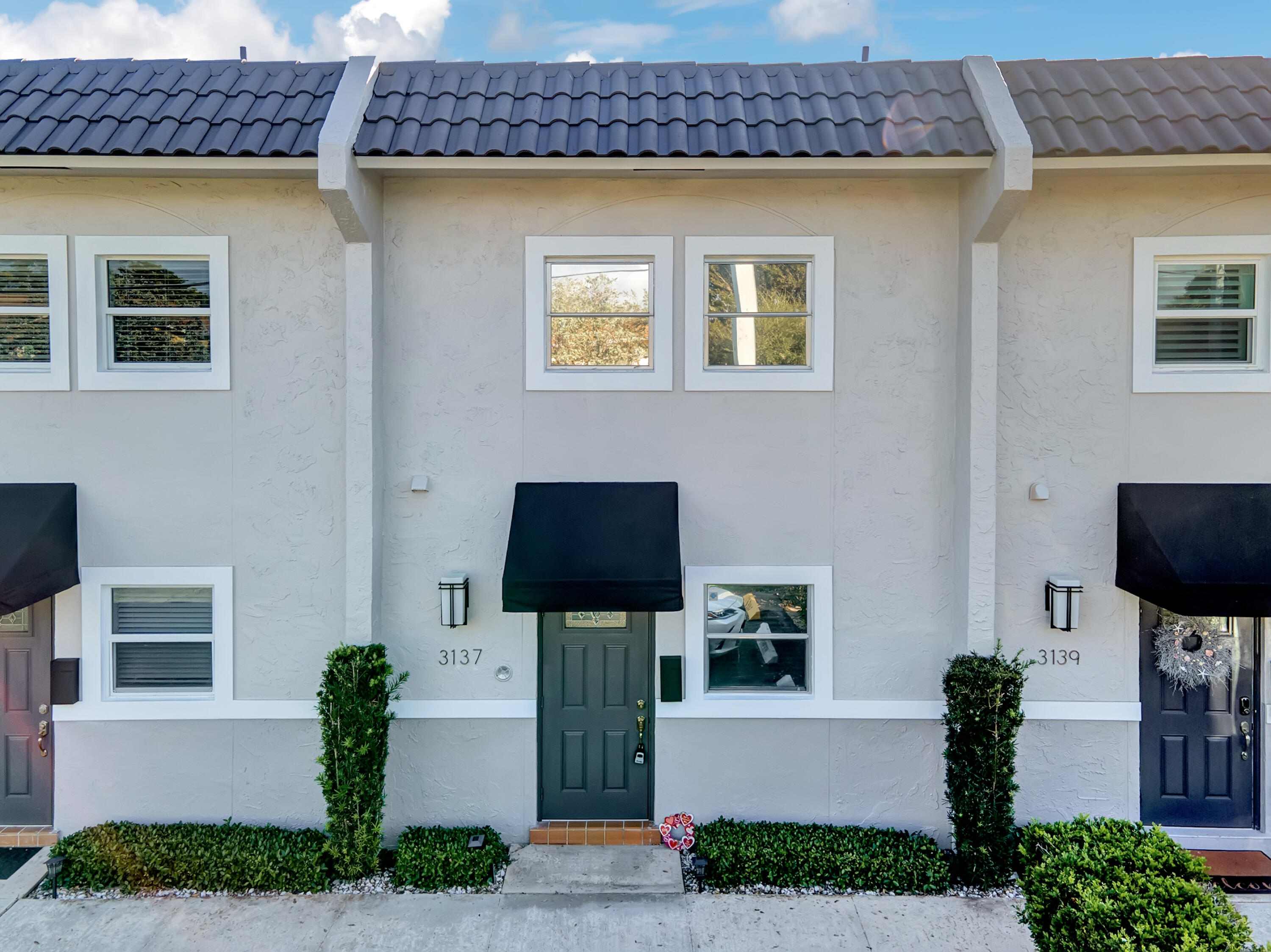 3137 Spanish Trail Unit: 19