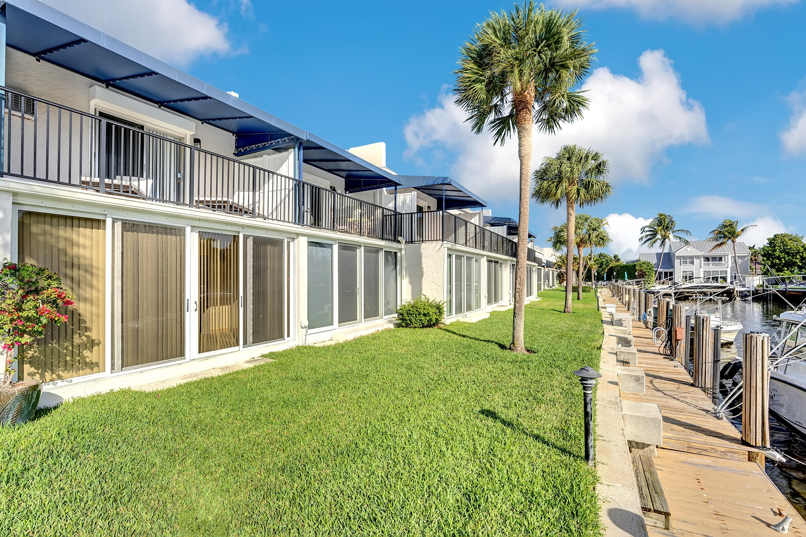 3137 Spanish Trail Unit: 19
