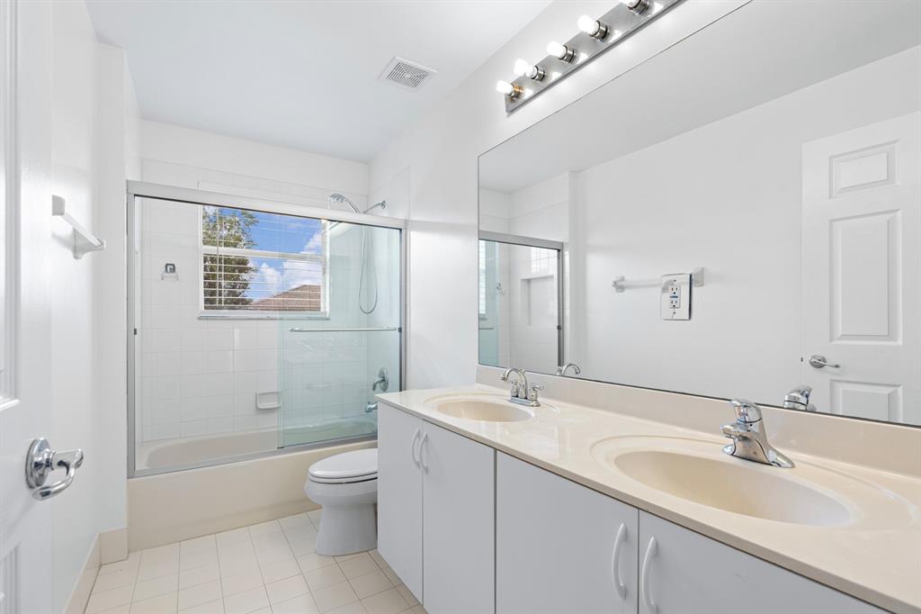 10403 Gentlewood Forest Drive