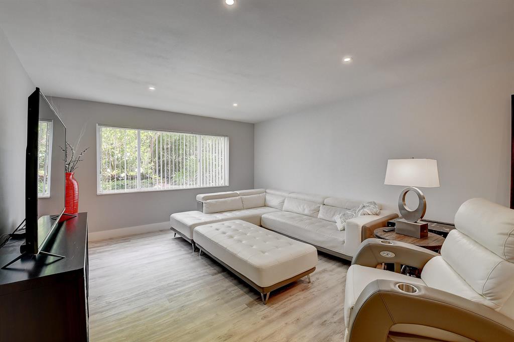 13770 Oneida Drive Unit: A1