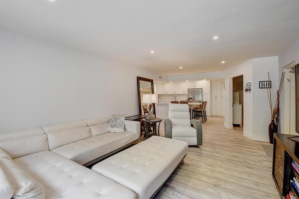 13770 Oneida Drive Unit: A1
