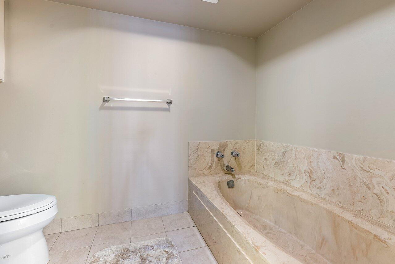 6550 N Ocean Boulevard Unit: 5