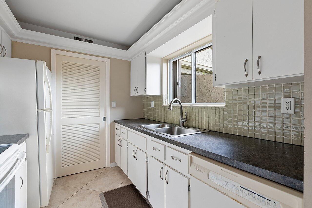 6550 N Ocean Boulevard Unit: 5