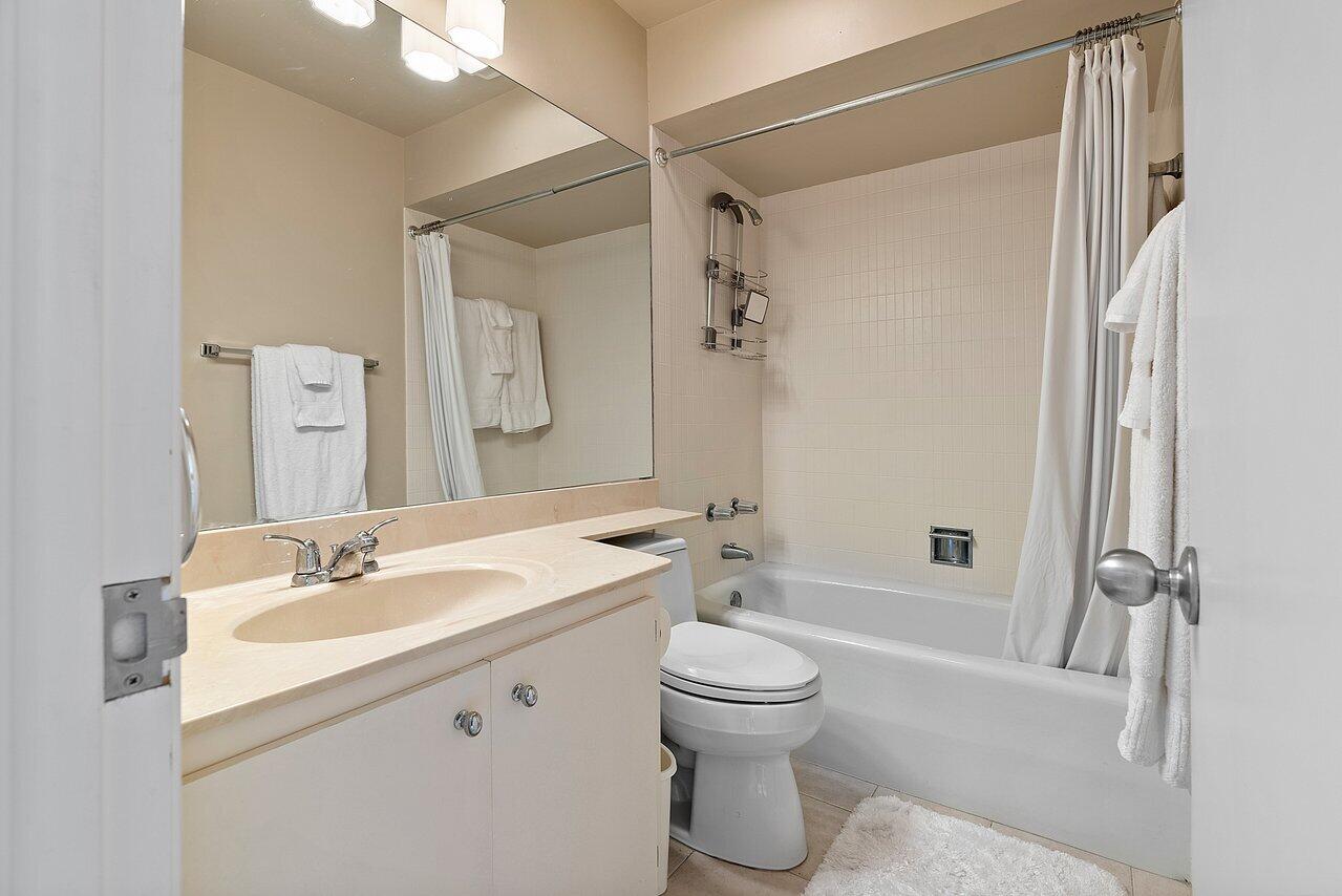 6550 N Ocean Boulevard Unit: 5