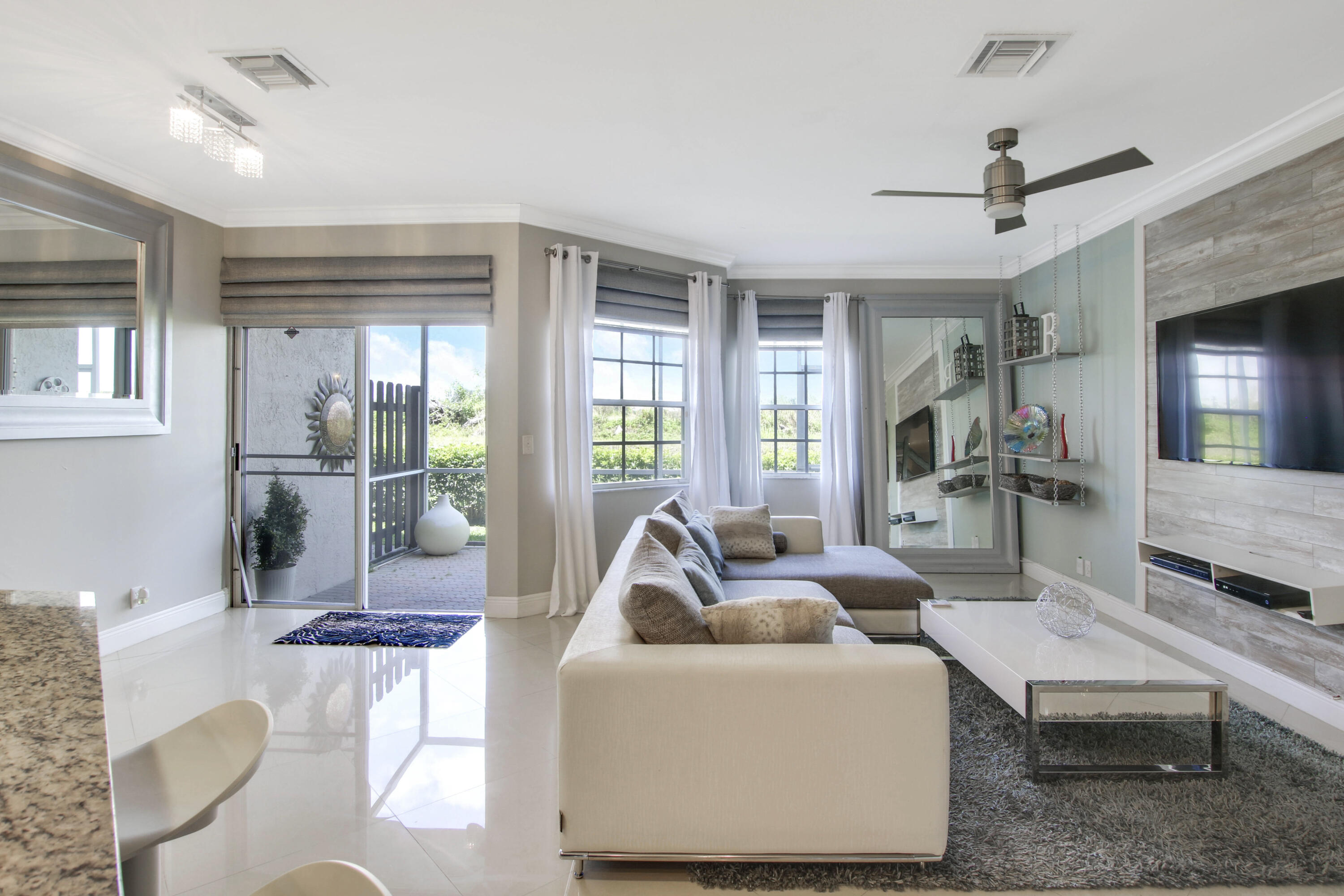9472 Boca River Circle