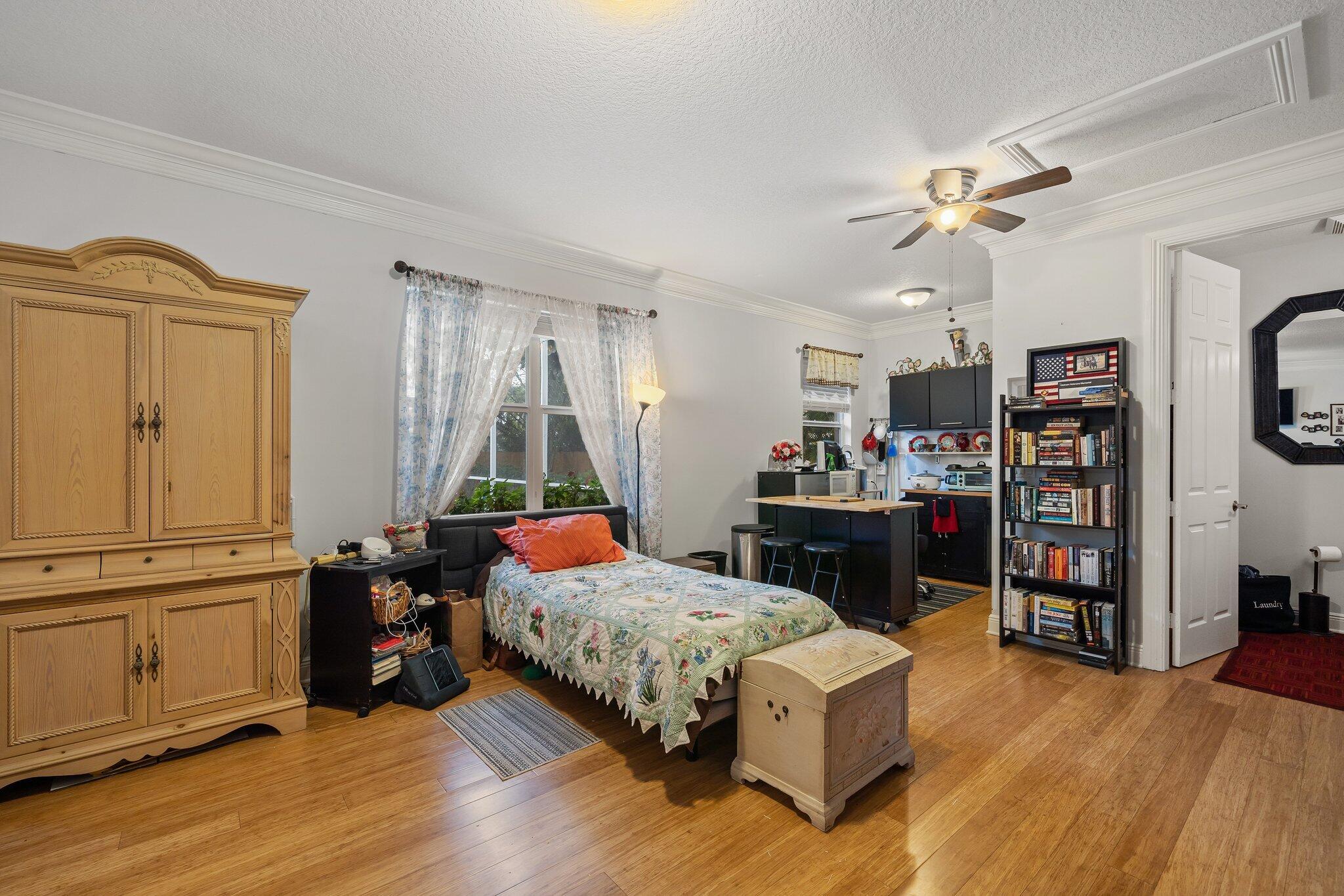 13048 Coastal Circle