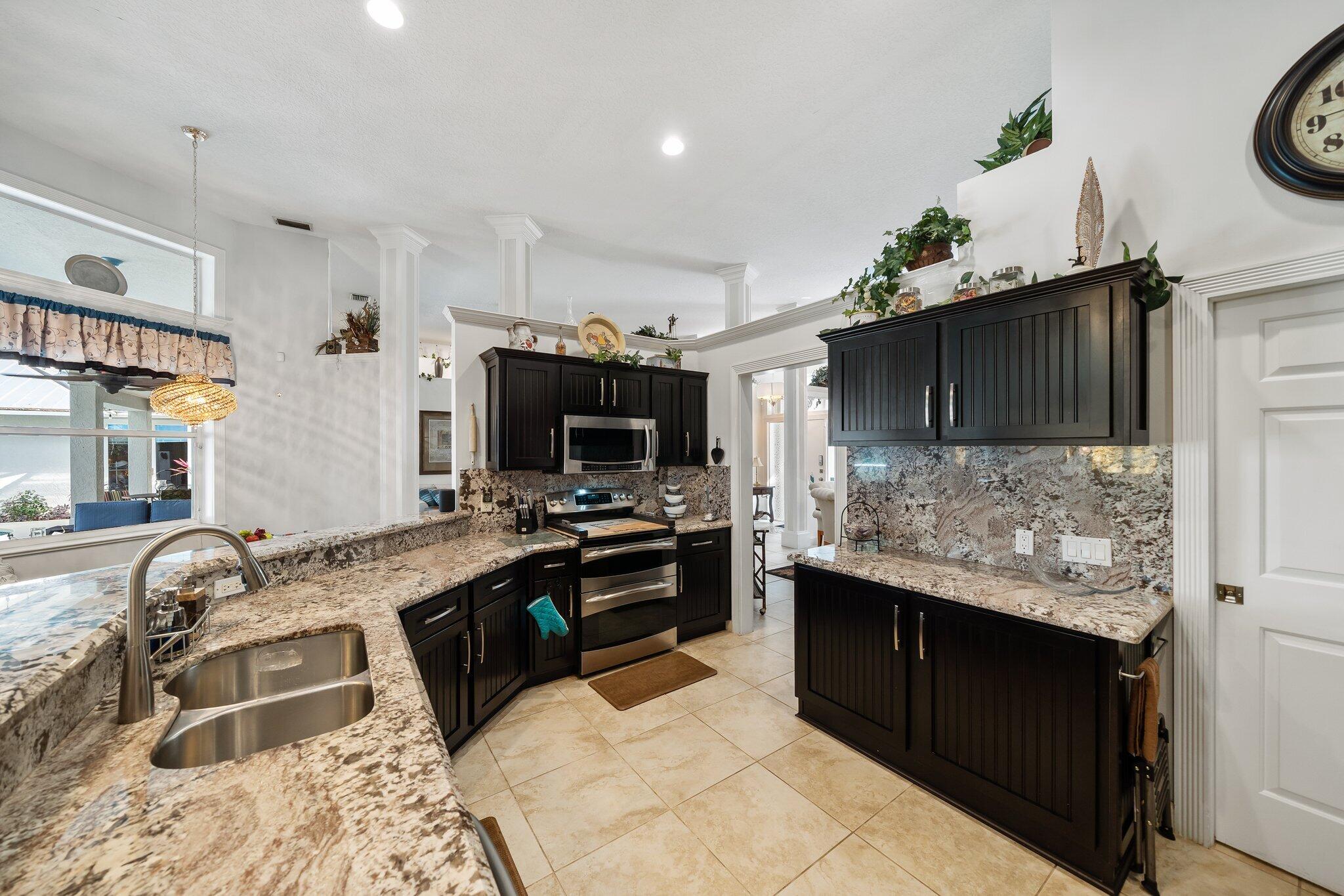 13048 Coastal Circle