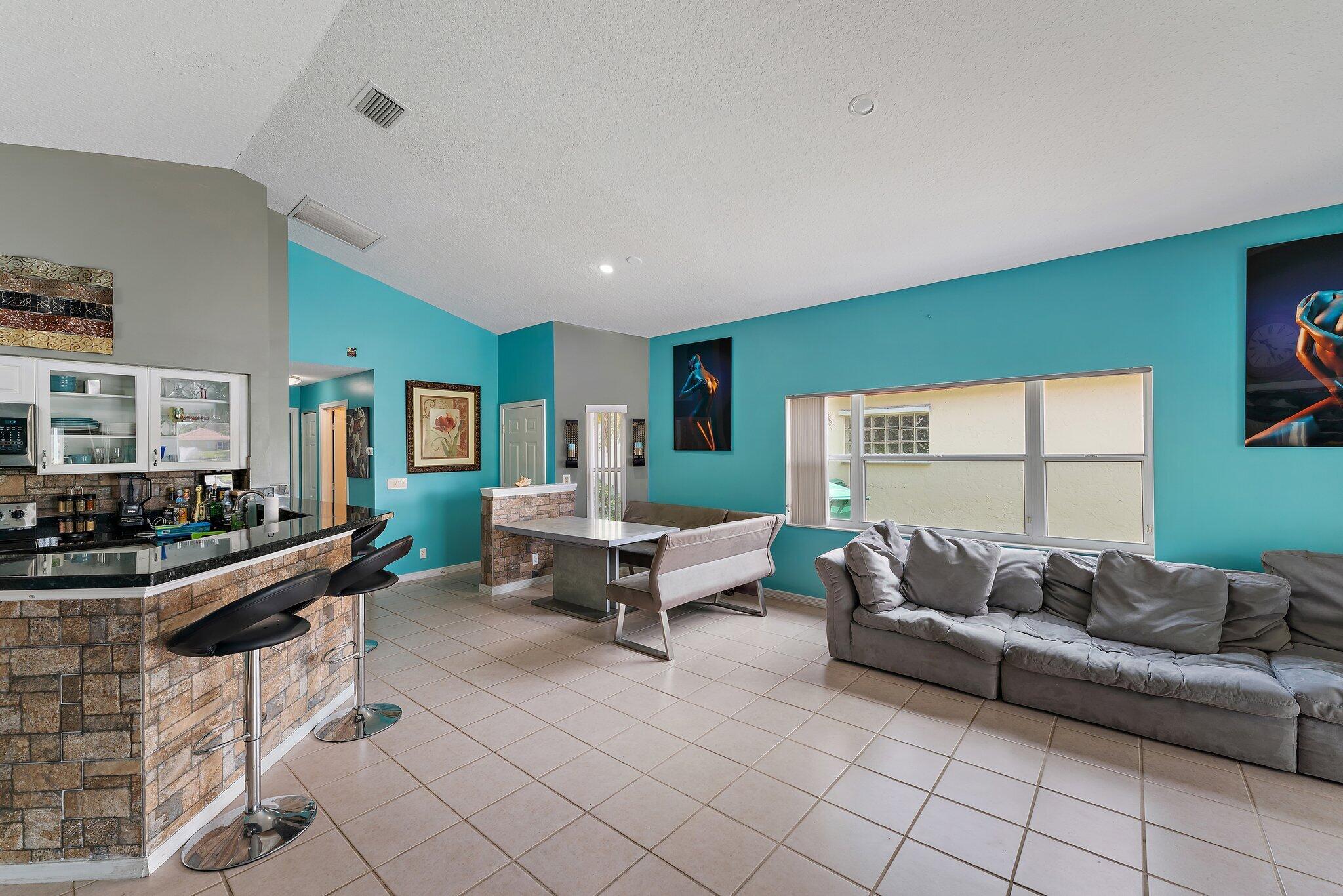 2091 Bonisle Circle