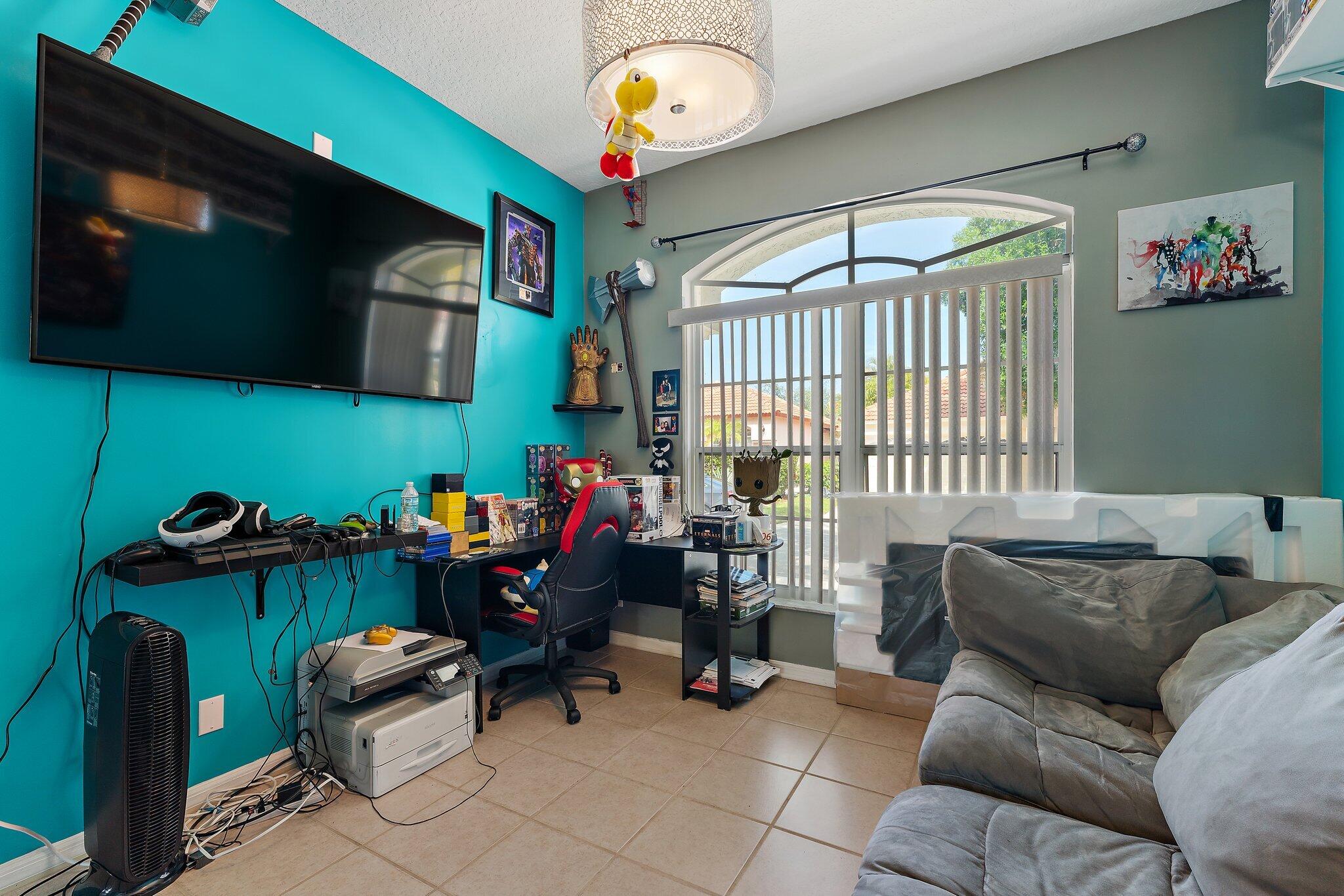 2091 Bonisle Circle
