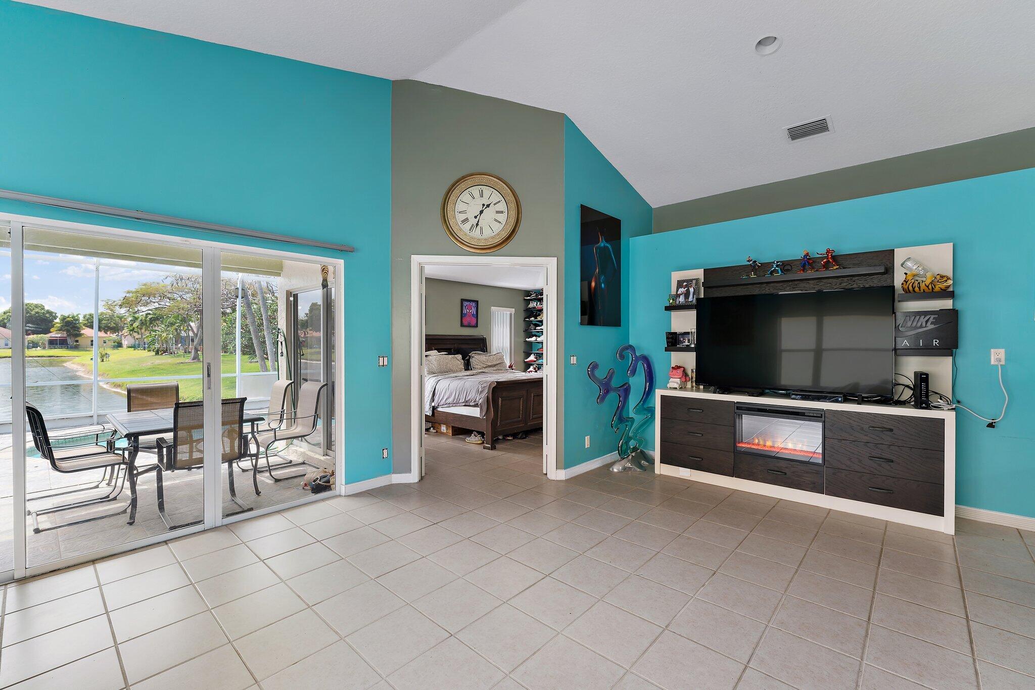 2091 Bonisle Circle
