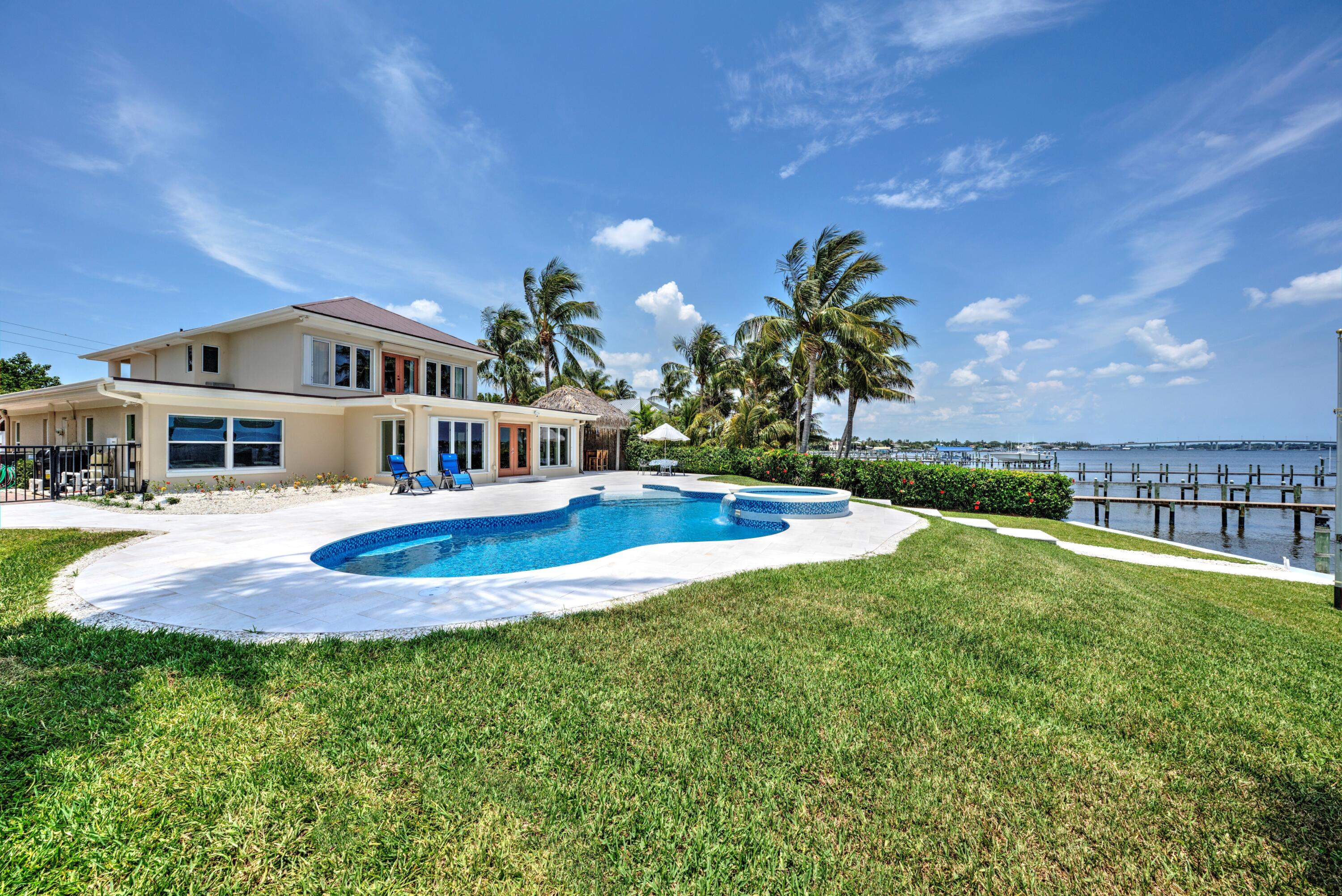 1693 SE Saint Lucie Boulevard