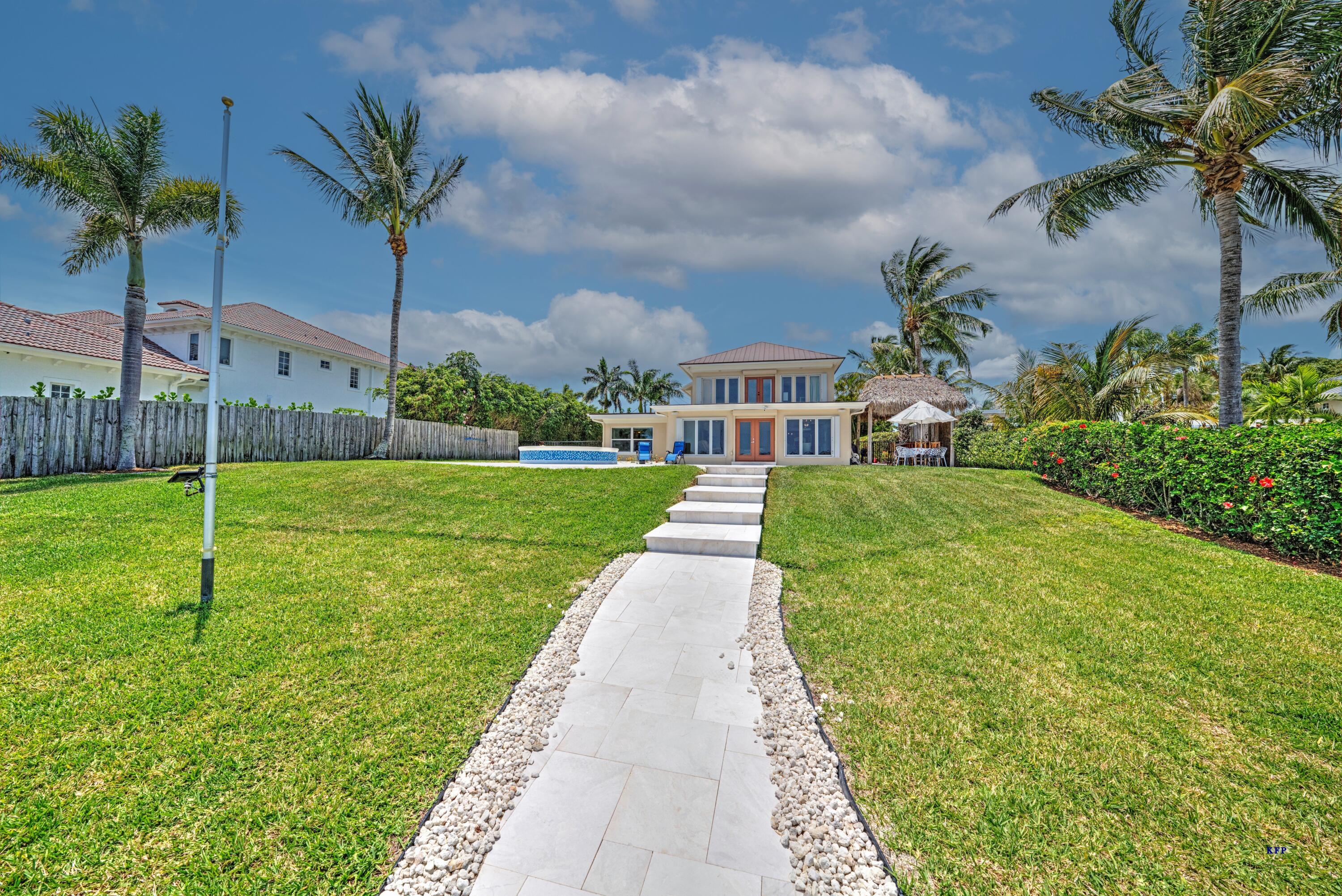 1693 SE Saint Lucie Boulevard