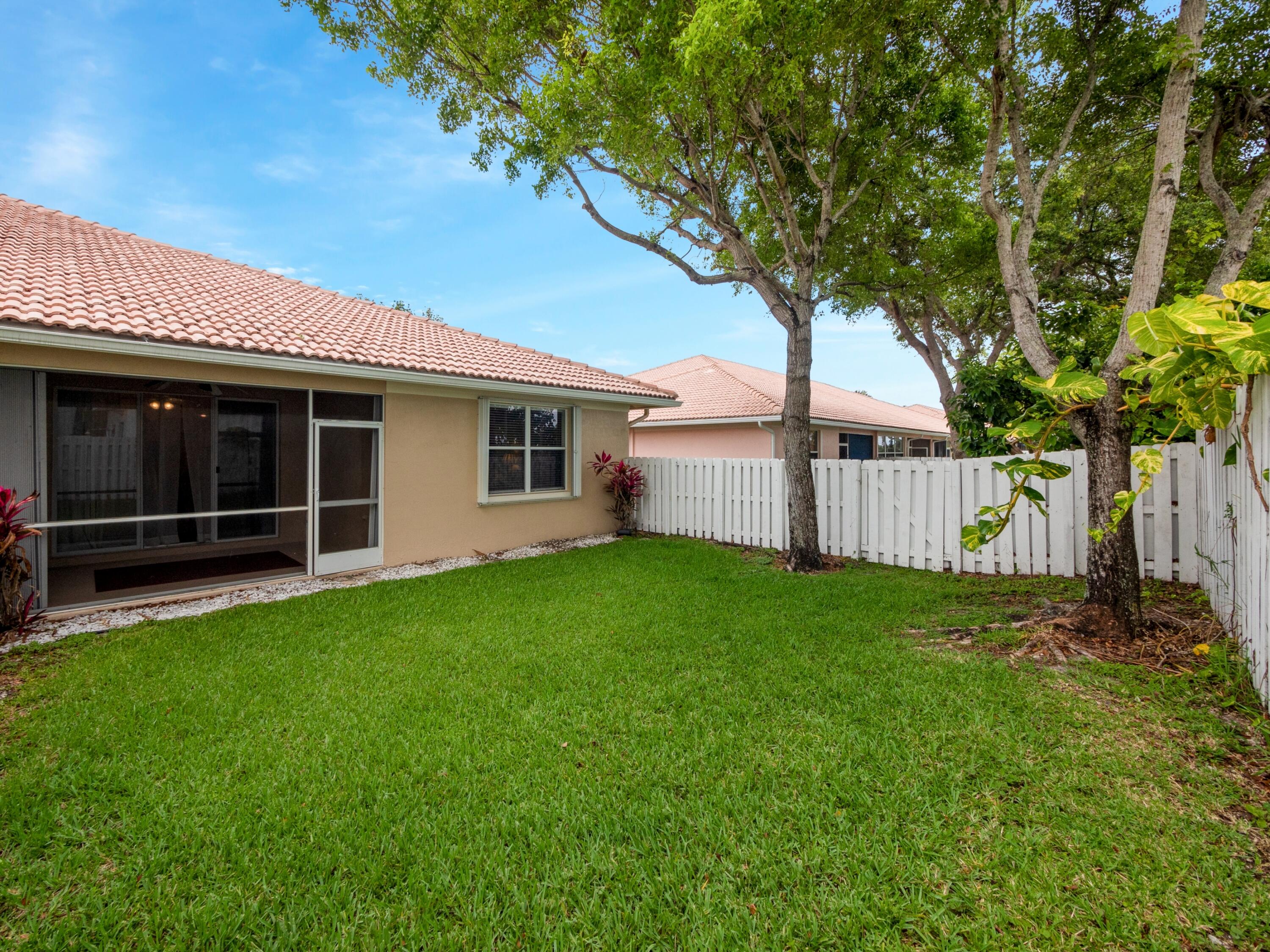 2474 S Coral Trace Circle