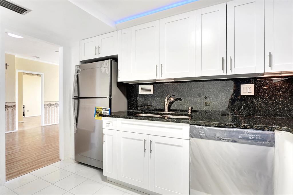 2840 S Ocean Boulevard Unit: 419