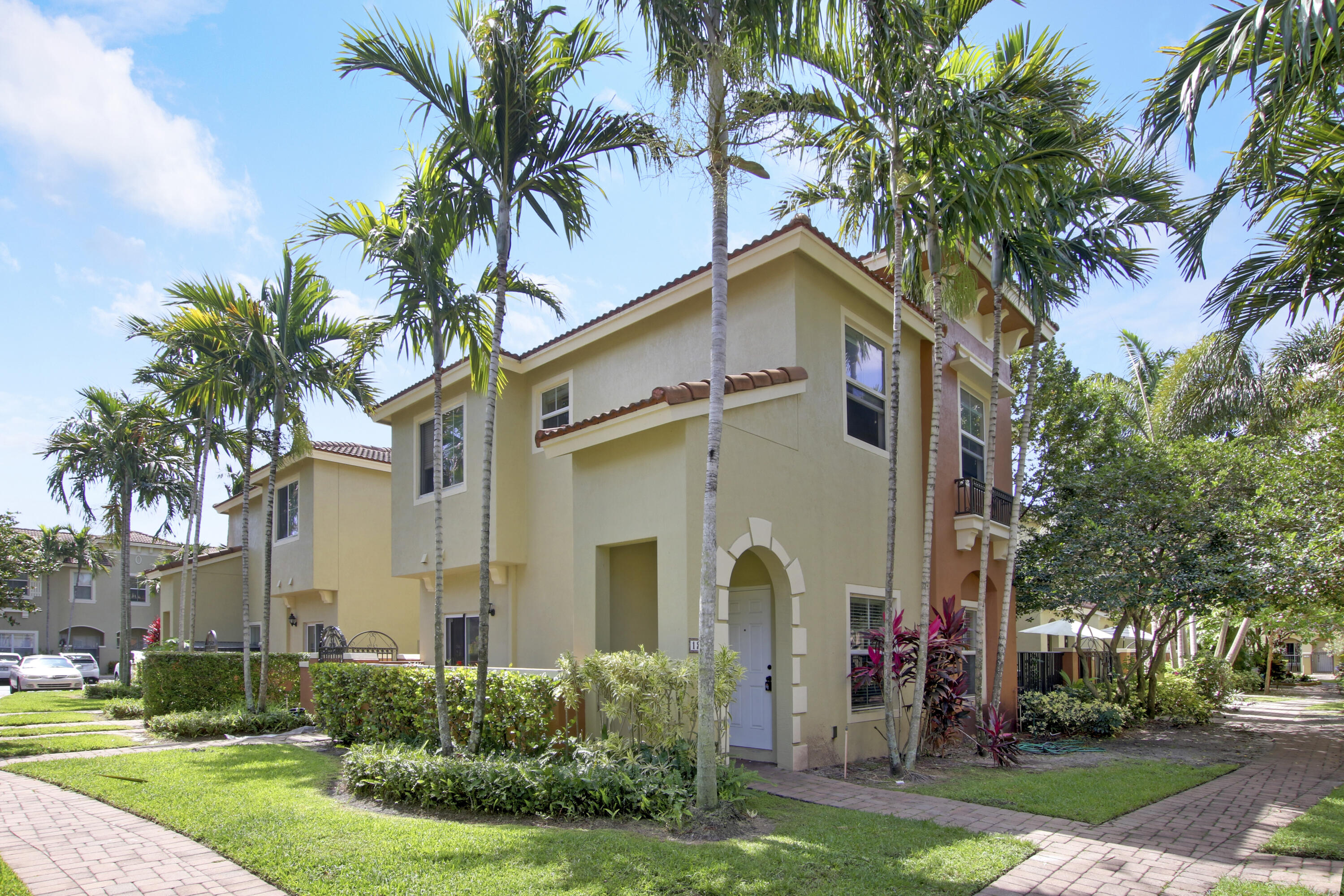 127 Monterey Bay Drive