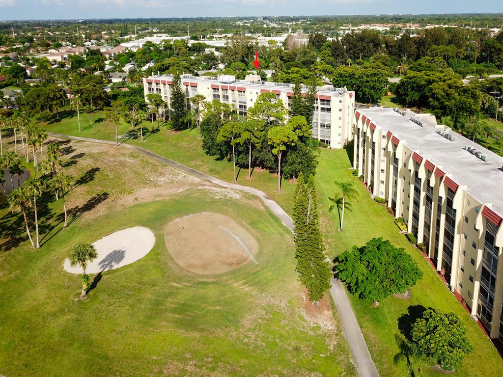 3810 Via Poinciana Unit: 206