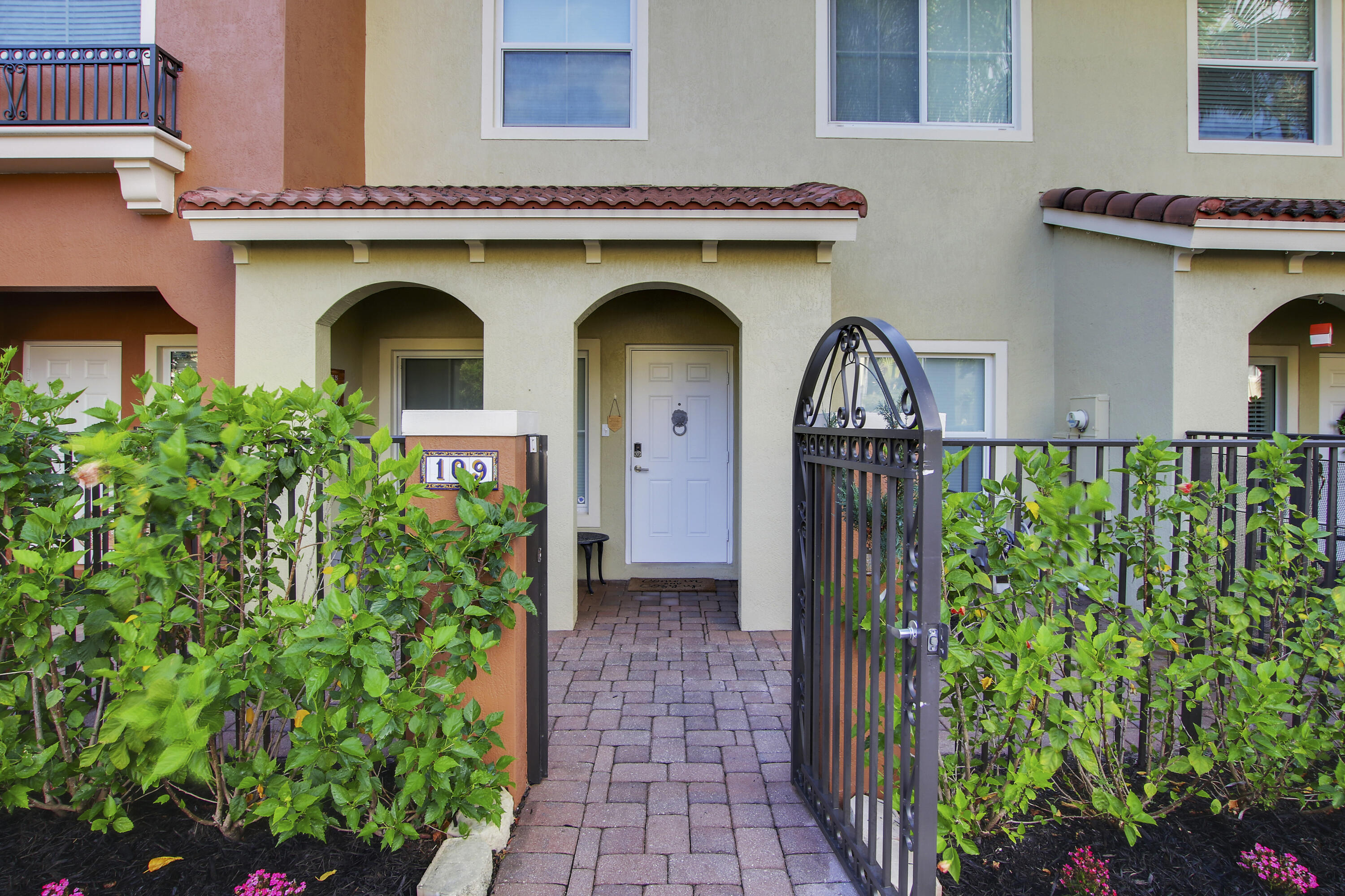 109 Monterey Bay Drive