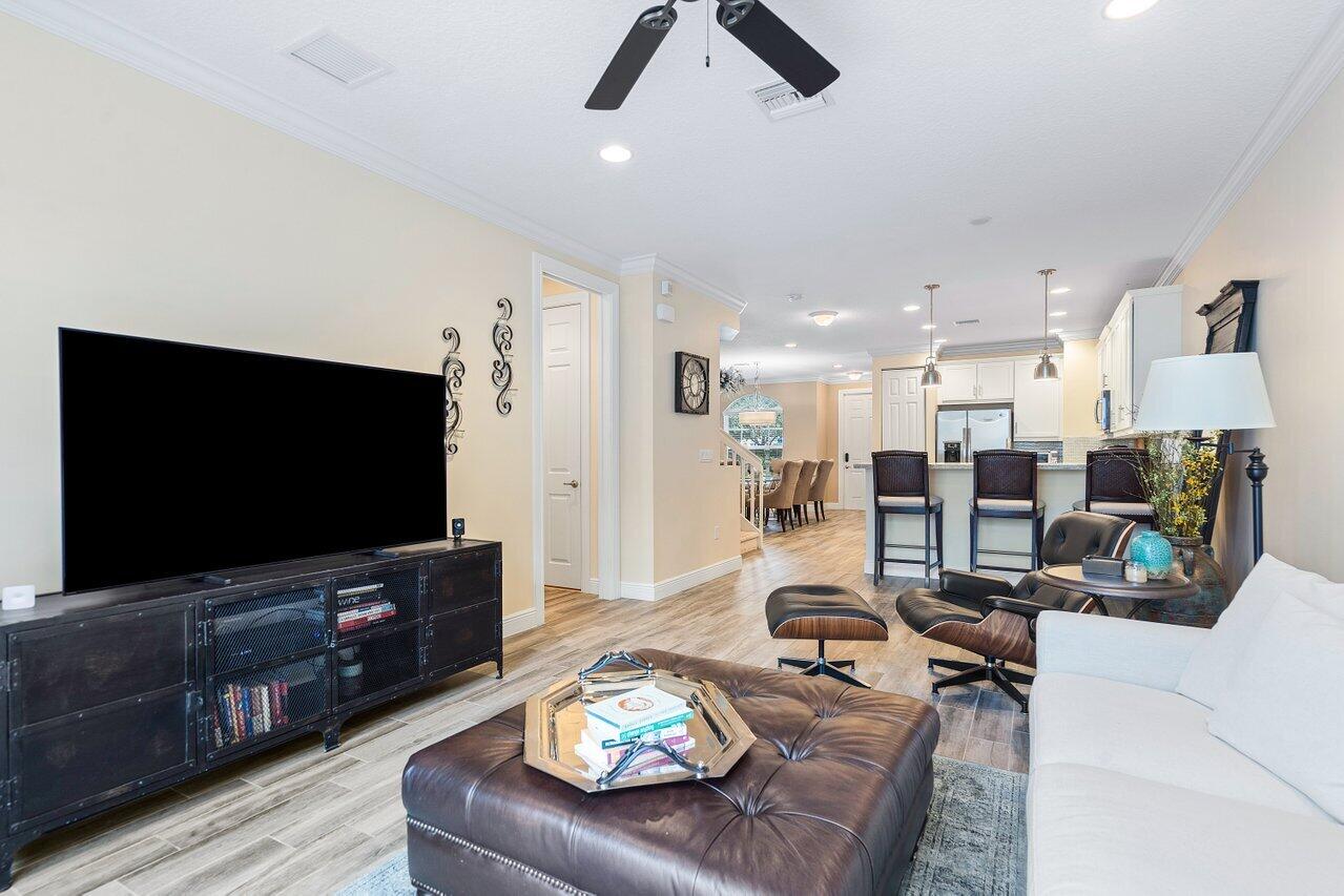 6320 Ginger Trail Unit: 104