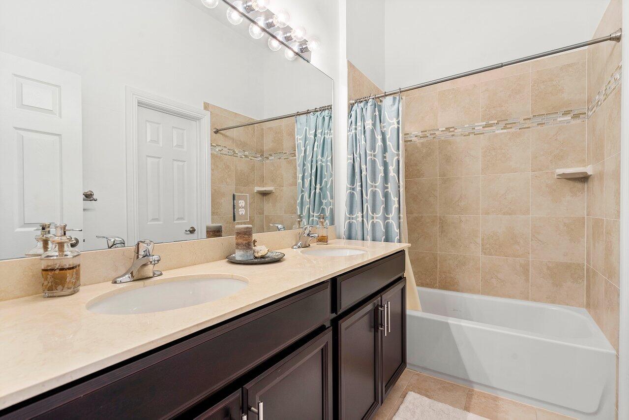 6320 Ginger Trail Unit: 104