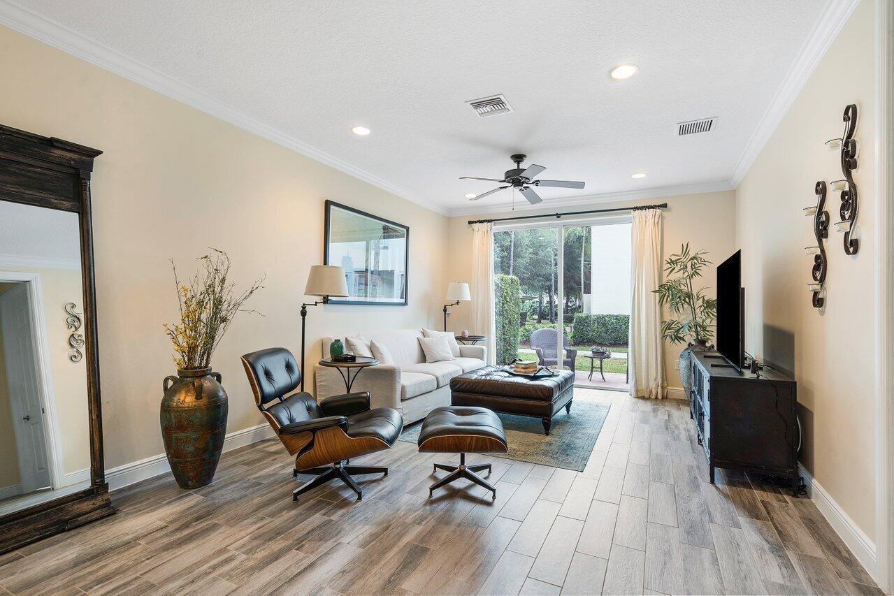 6320 Ginger Trail Unit: 104