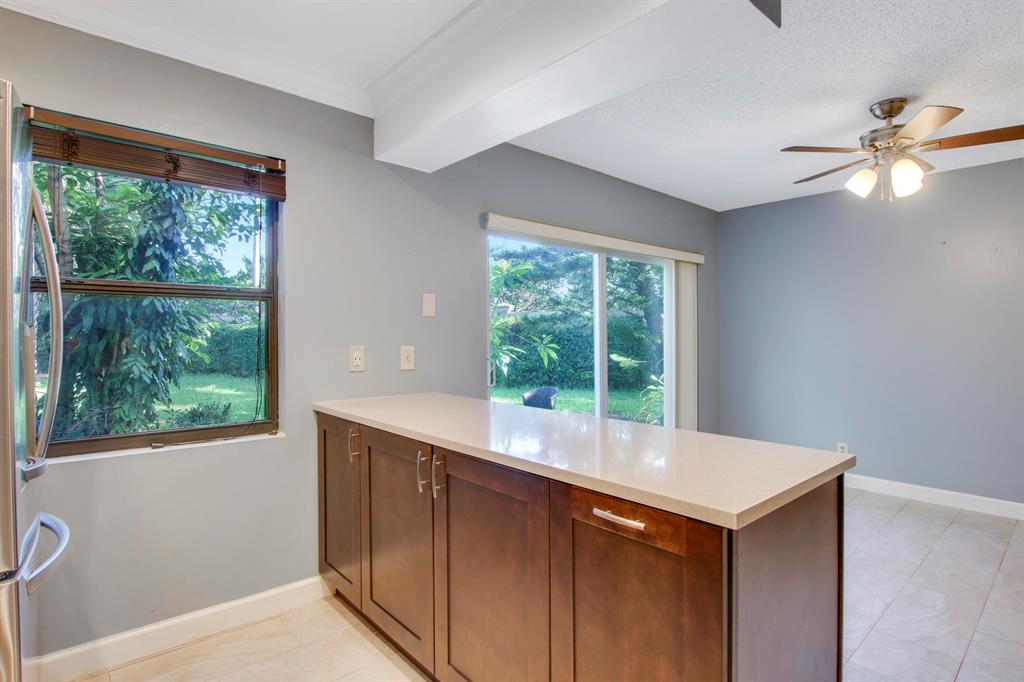 313 Sandtree Drive