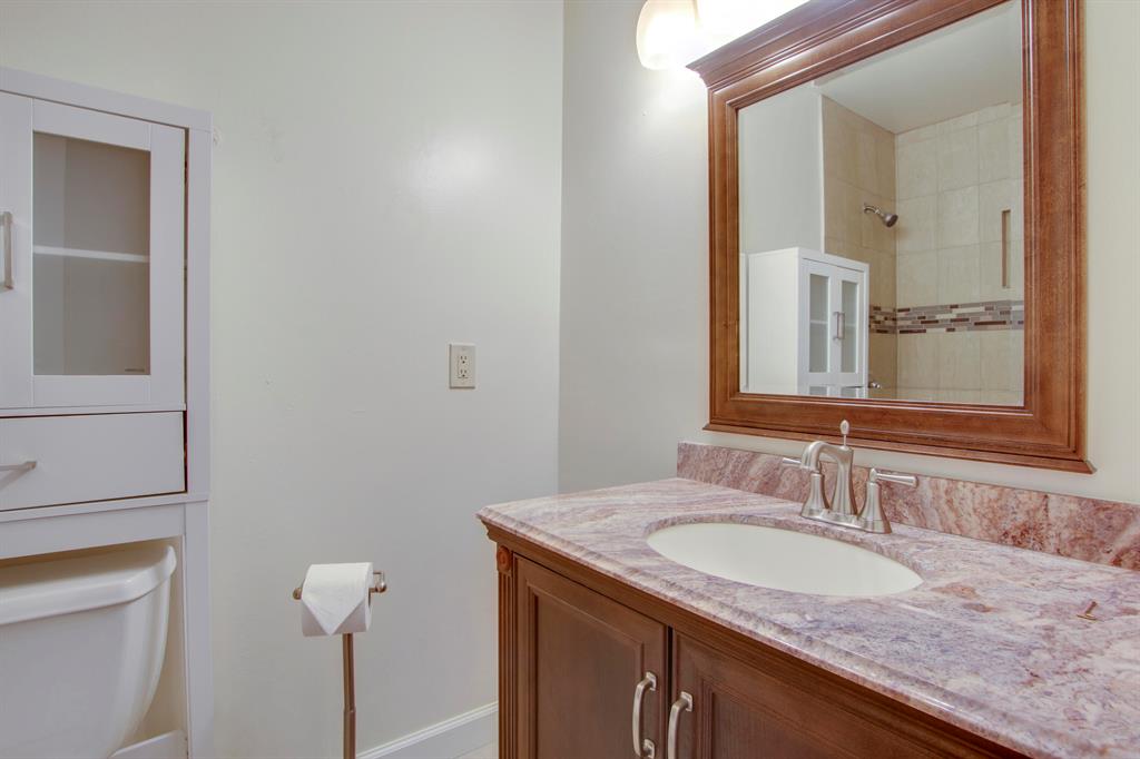 313 Sandtree Drive