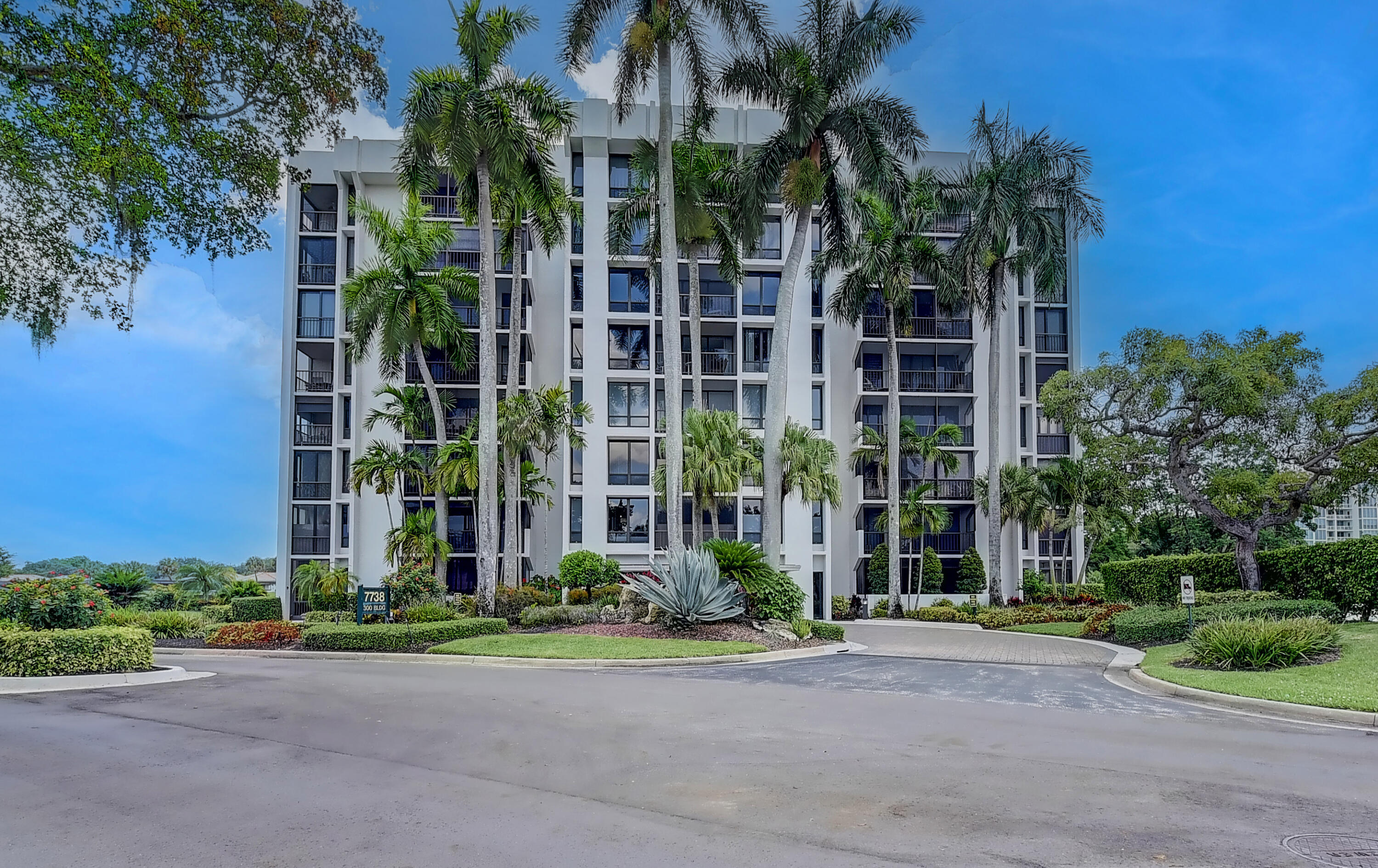 7738 Lakeside Boulevard Unit: 315