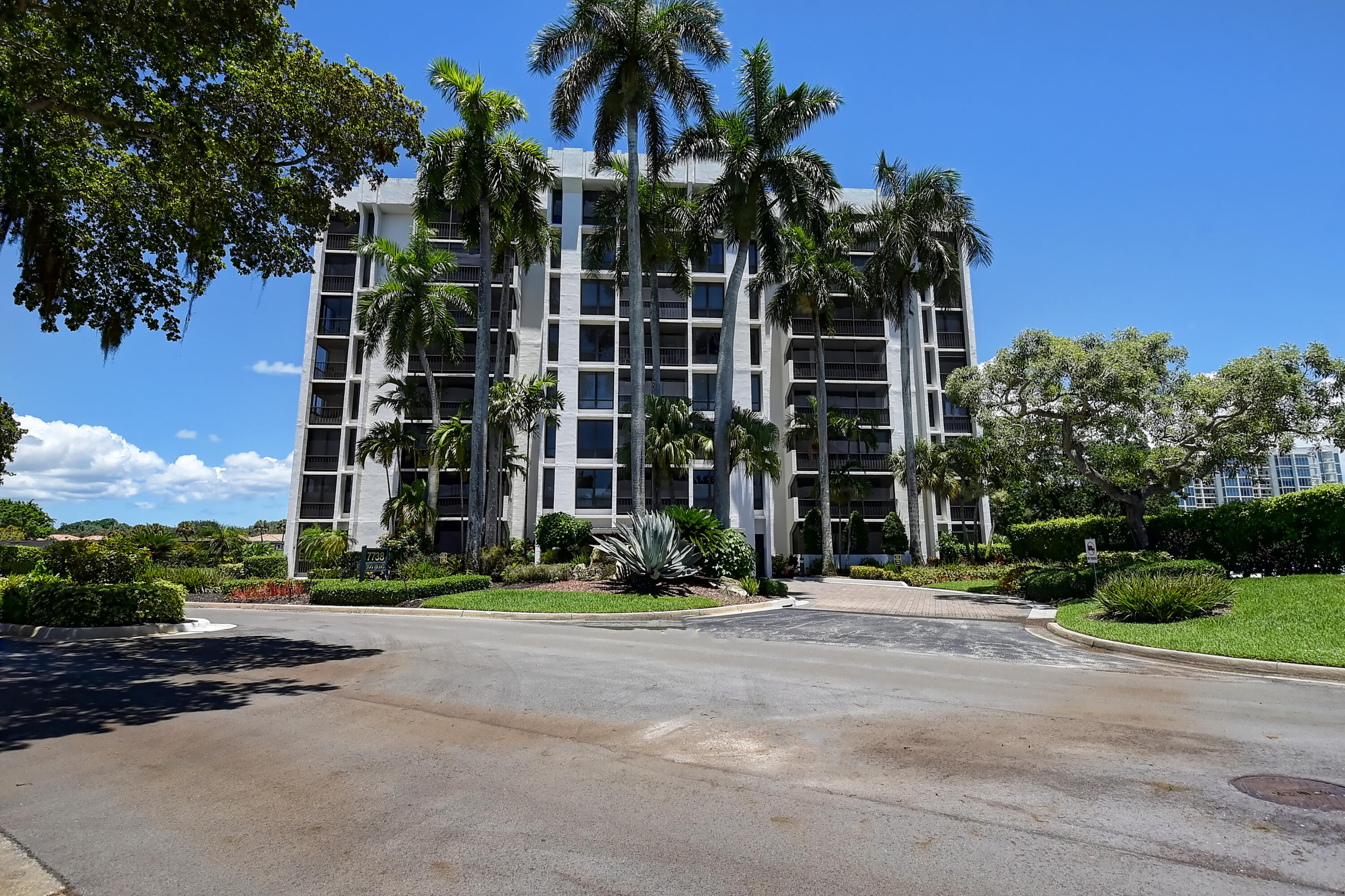 7738 Lakeside Boulevard Unit: 315