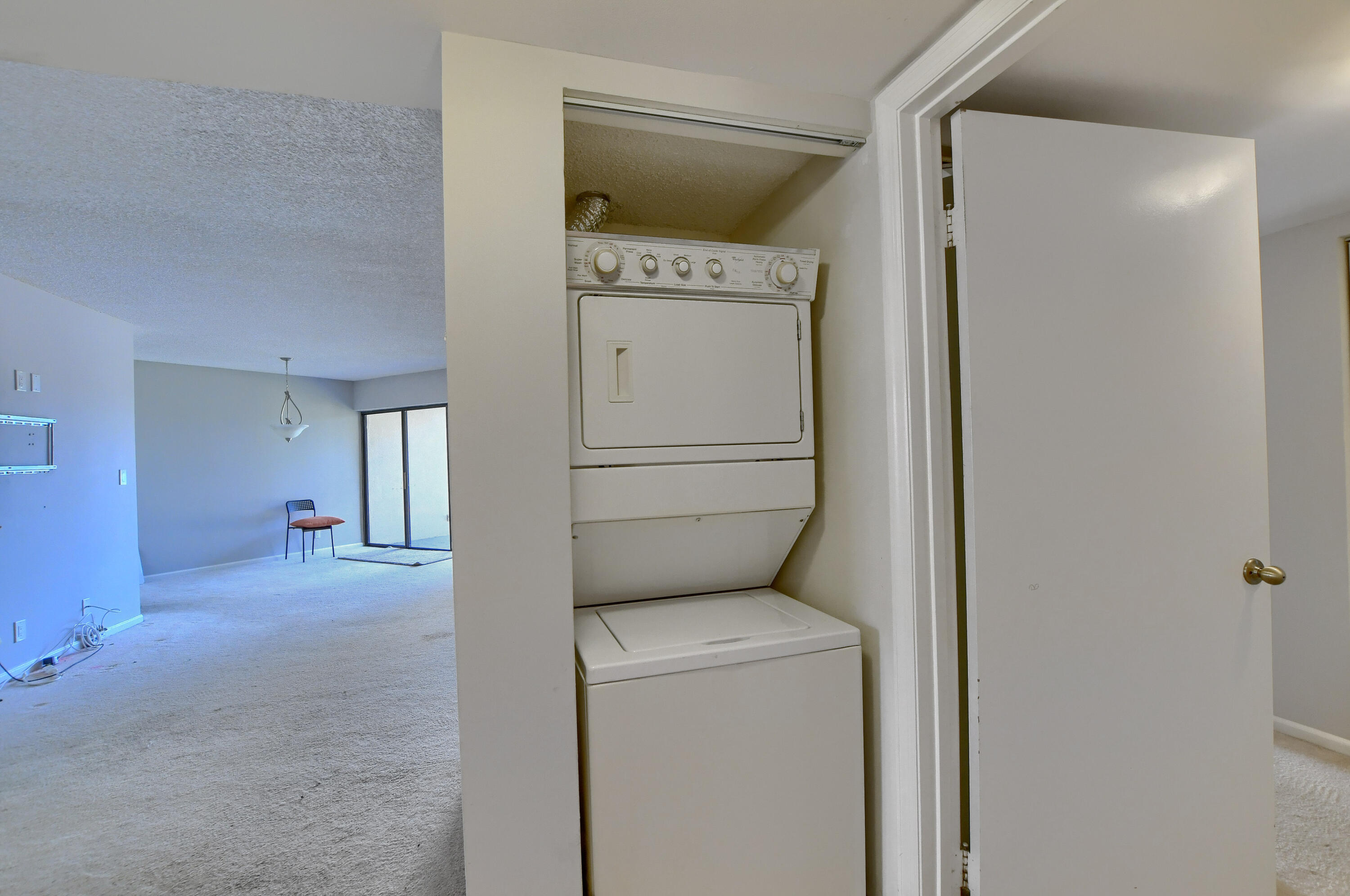 5900 Camino Del Sol Unit: 305