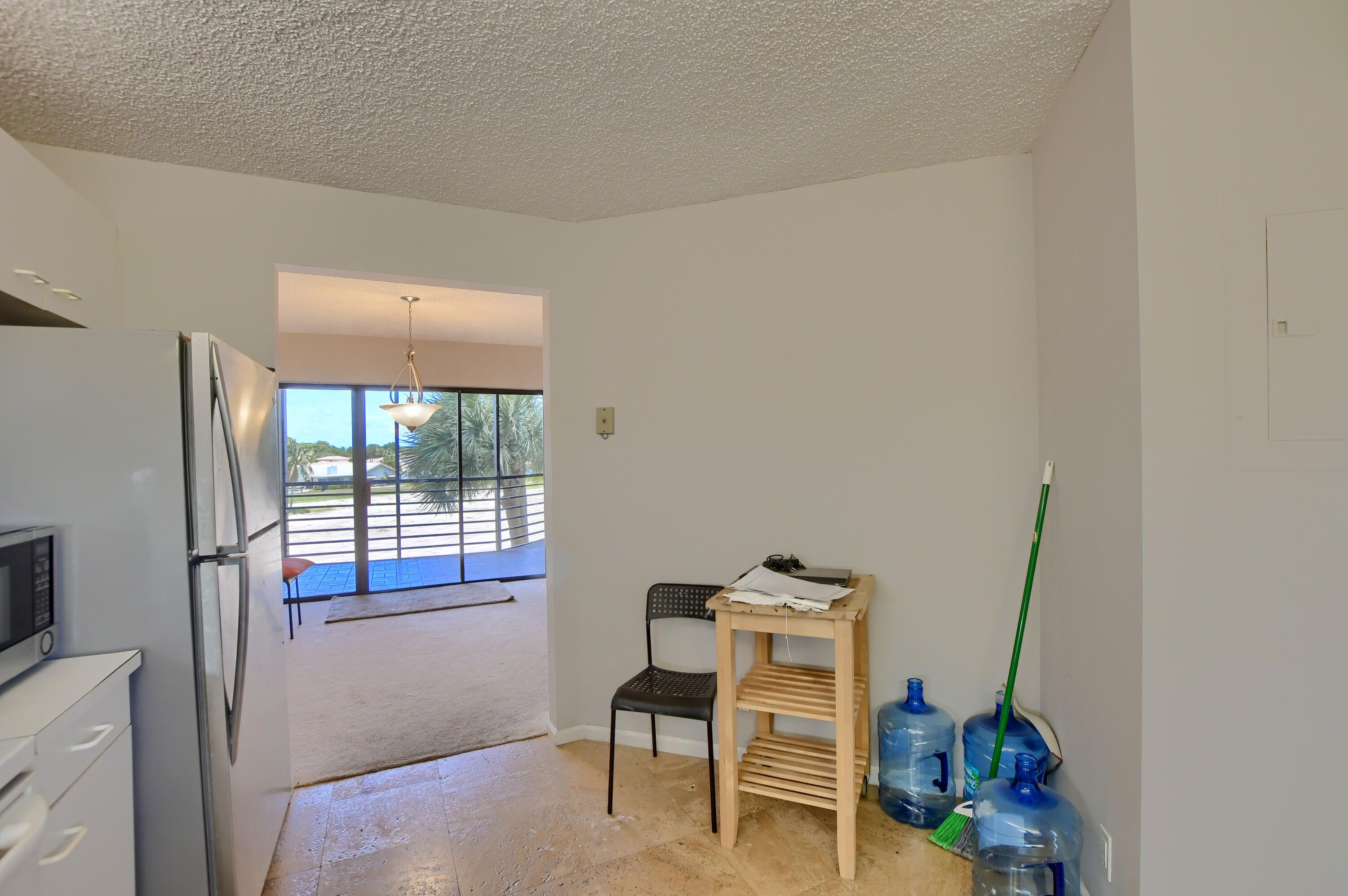 5900 Camino Del Sol Unit: 305