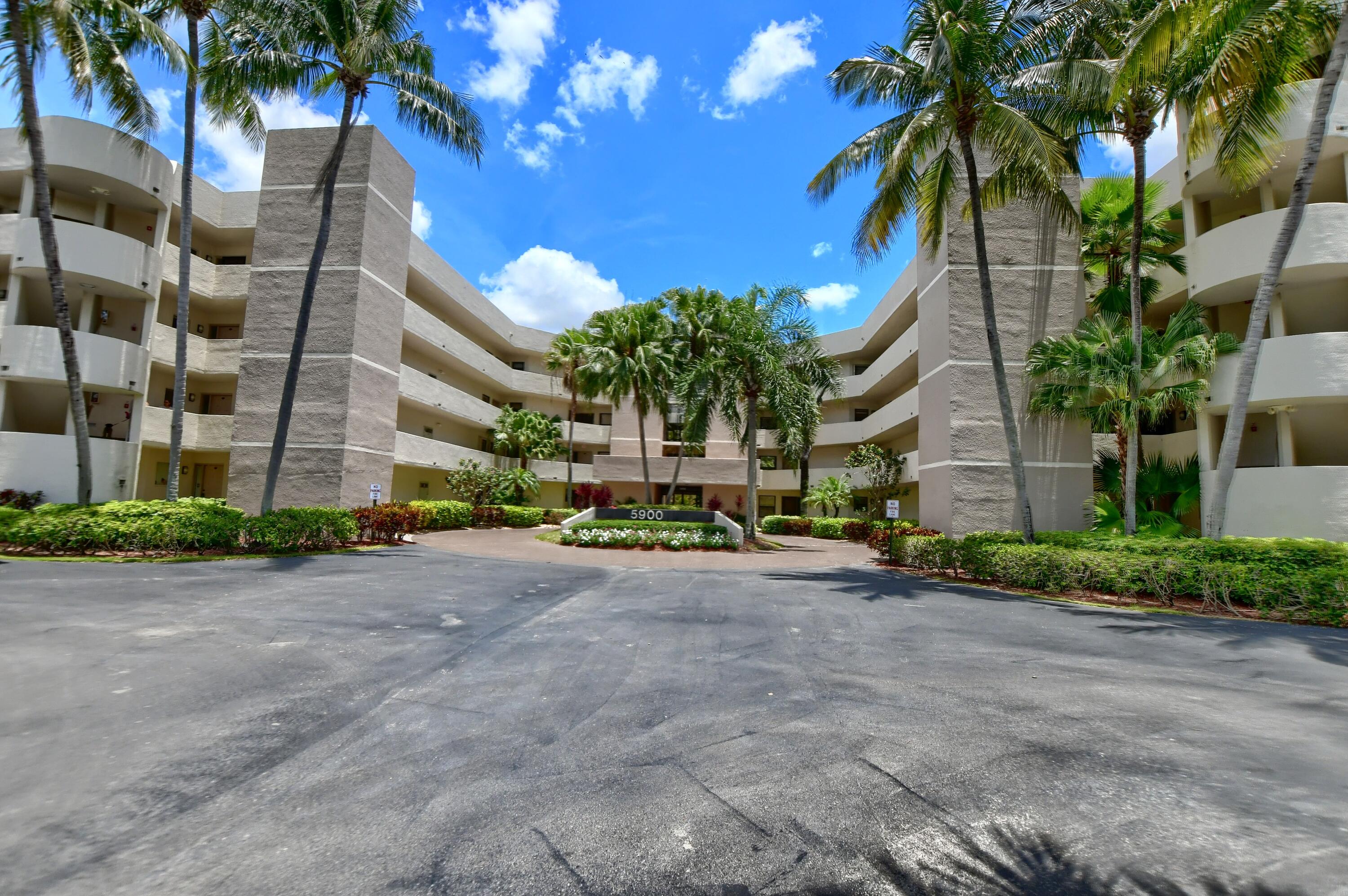 5900 Camino Del Sol Unit: 305