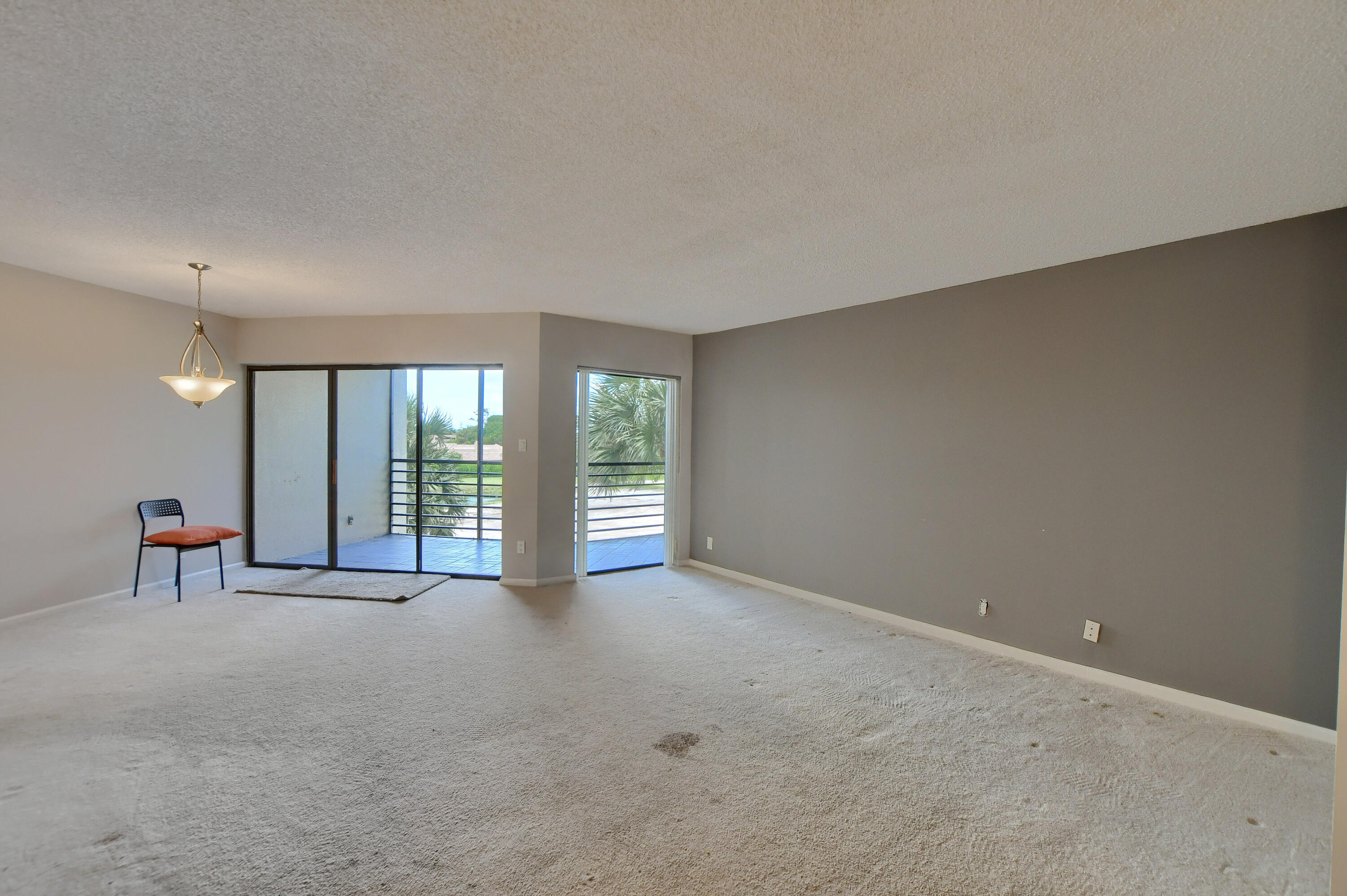 5900 Camino Del Sol Unit: 305