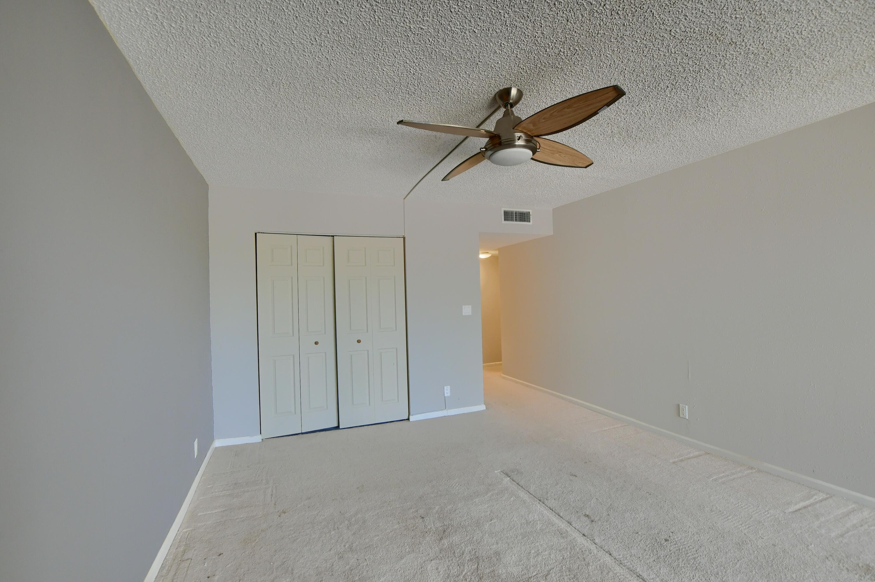 5900 Camino Del Sol Unit: 305