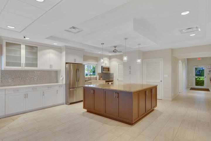 3300 S Ocean Boulevard Unit: 1020-C